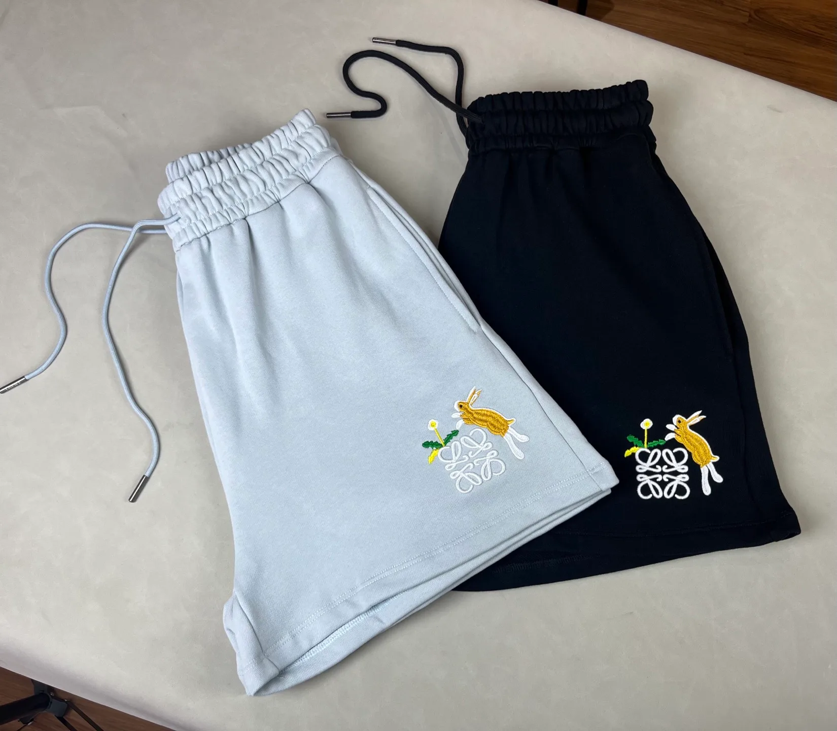 Шорты Женские Loewe 15769