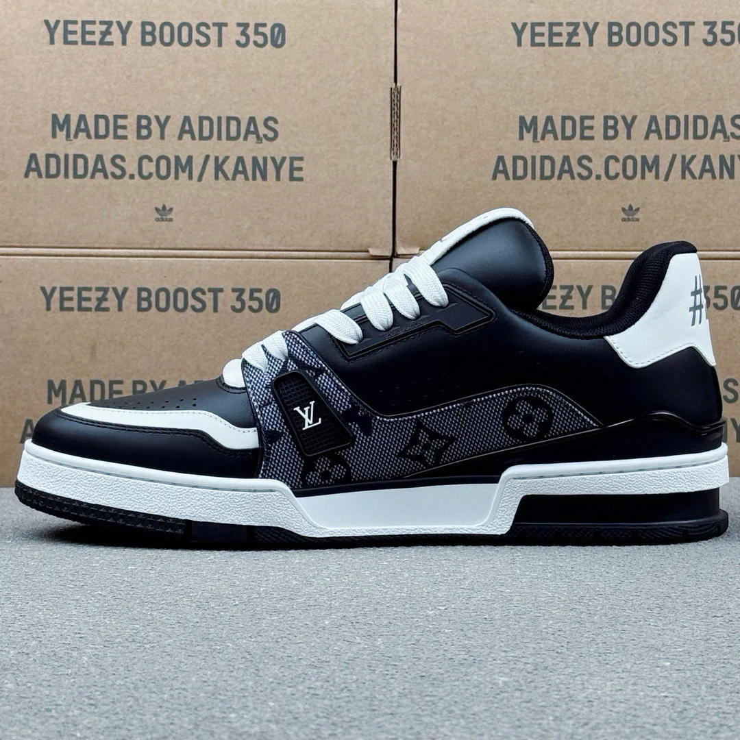 Кроссовки Женские Louis Vuitton 1053839