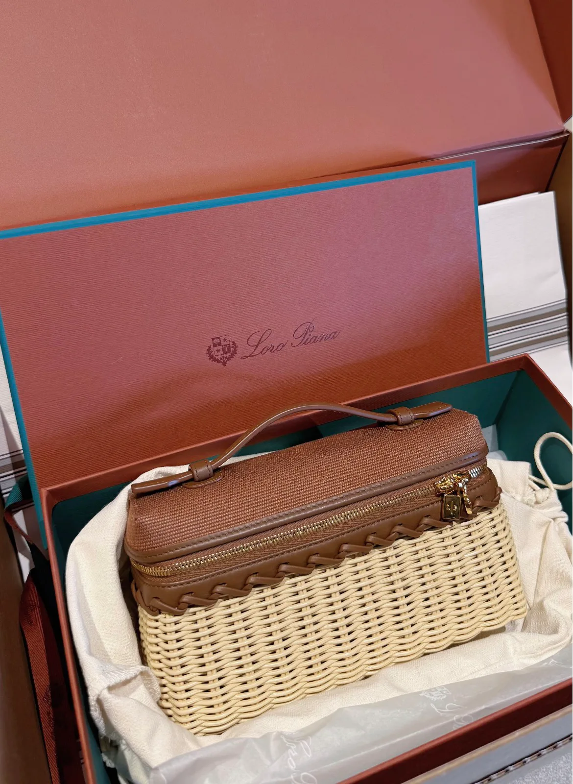 Классические Сумки Женские Loro Piana 17630195
