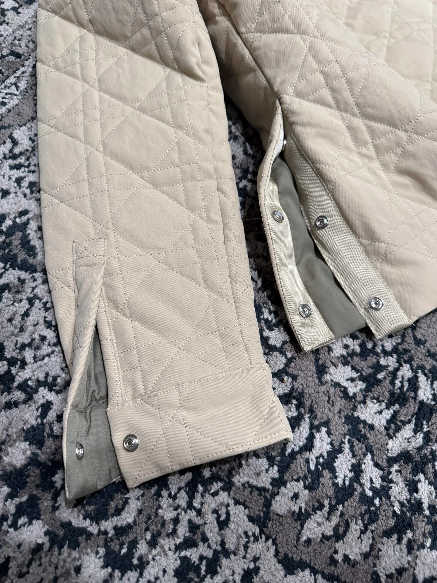 Куртки И Пуховики Женские Christian Dior 11068252