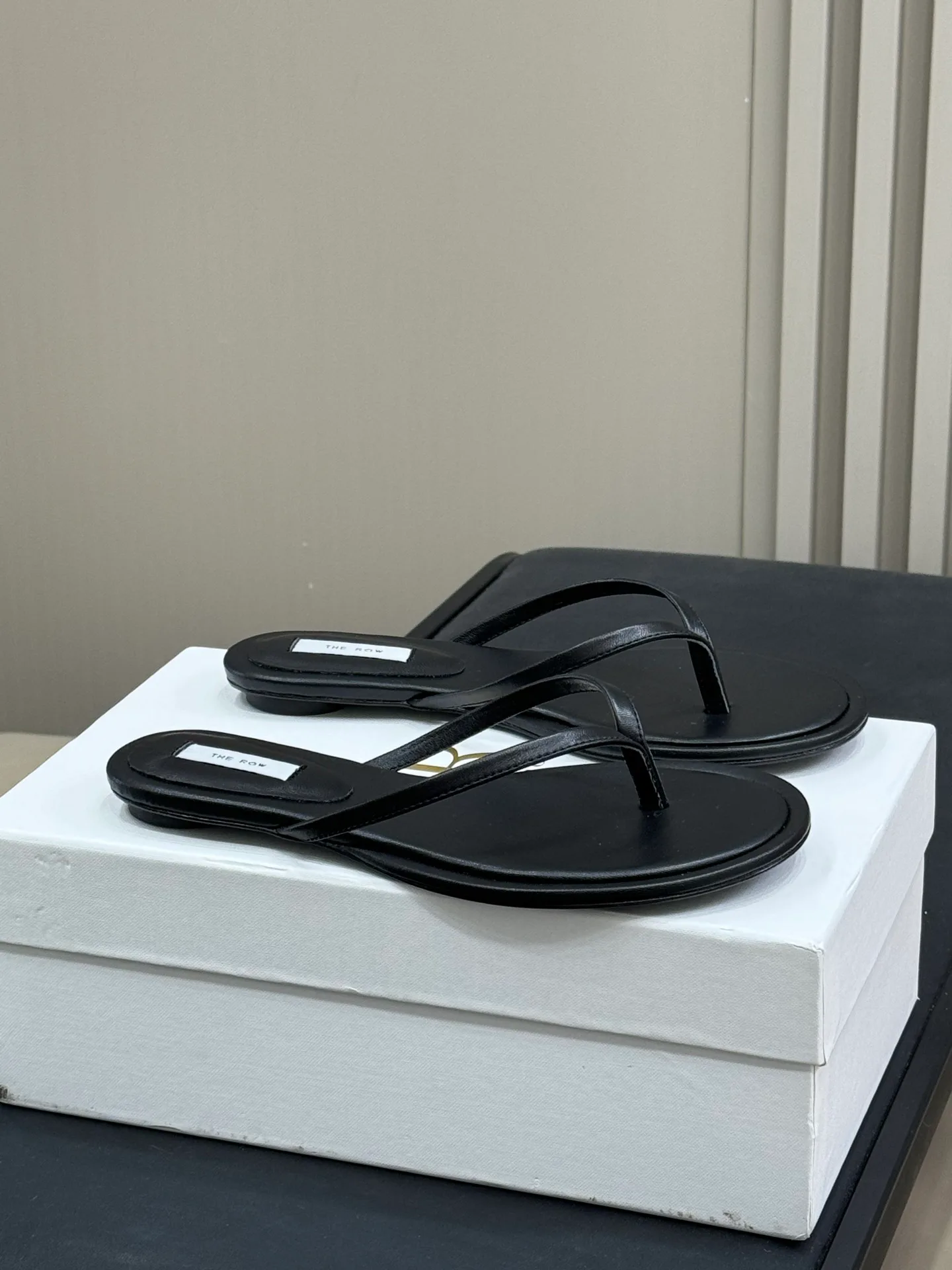 Шлепанцы Женские The Row 23649