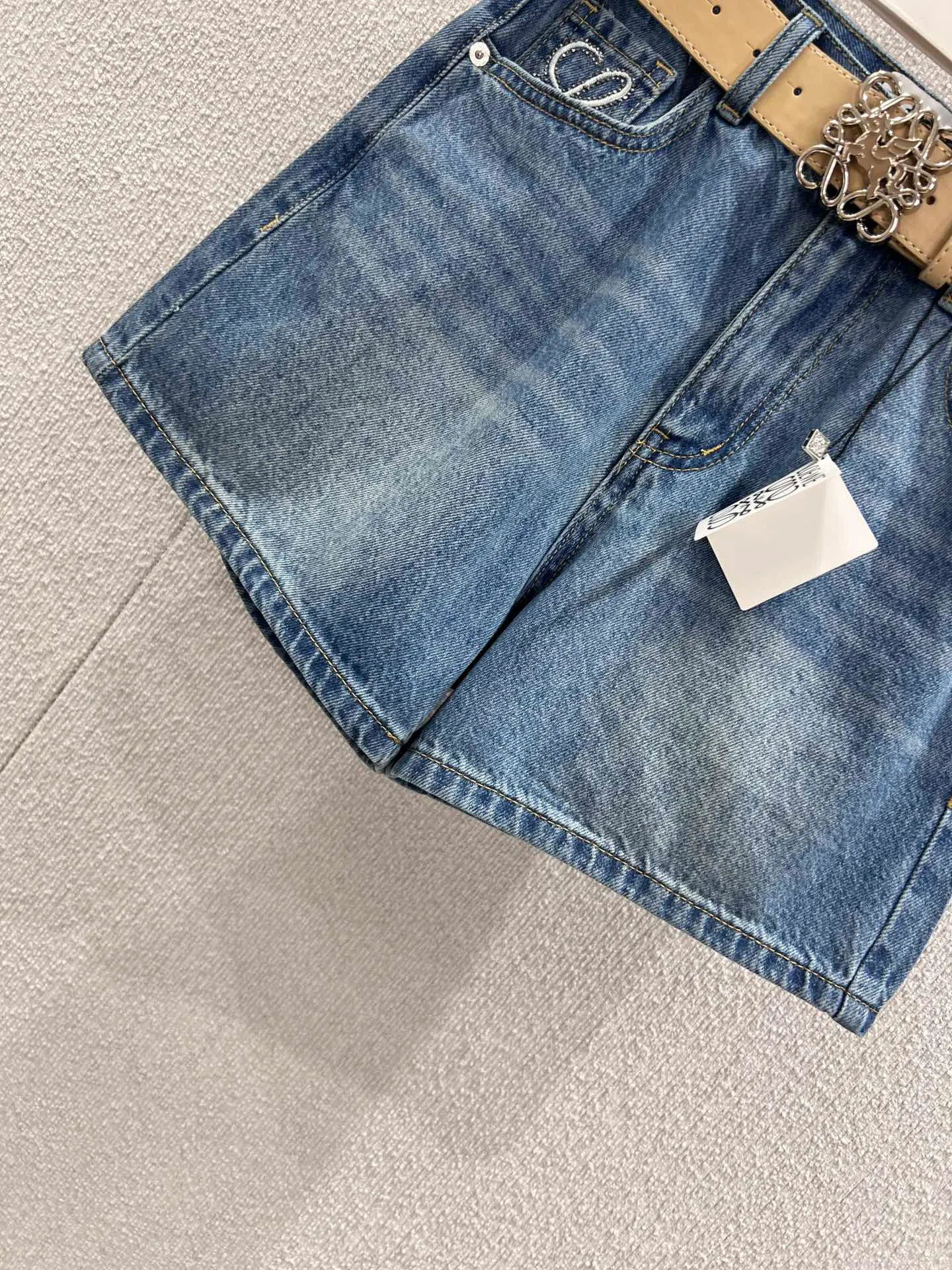 Шорты Женские Loewe 9678718