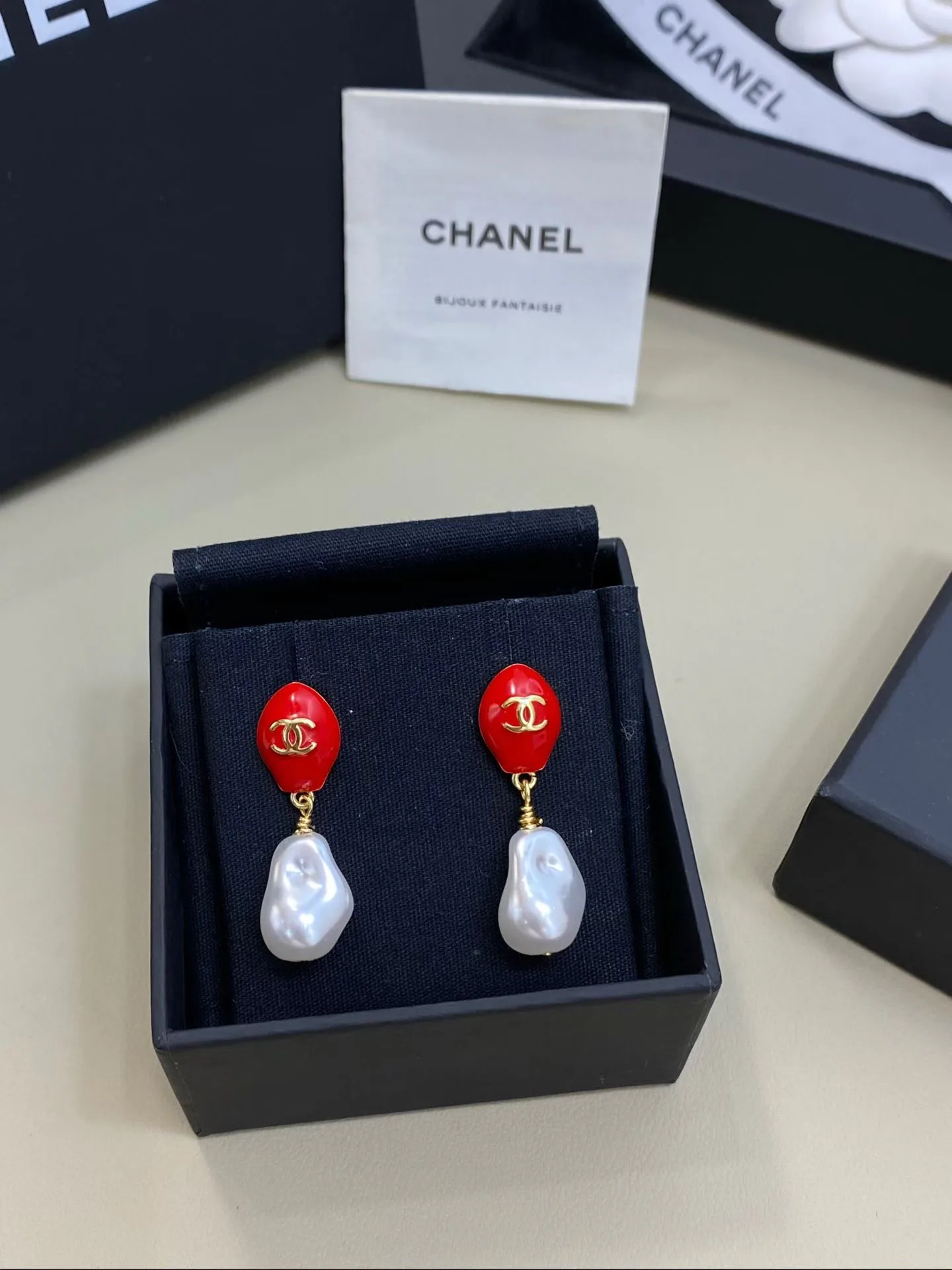 Бижутерия Chanel 18123075