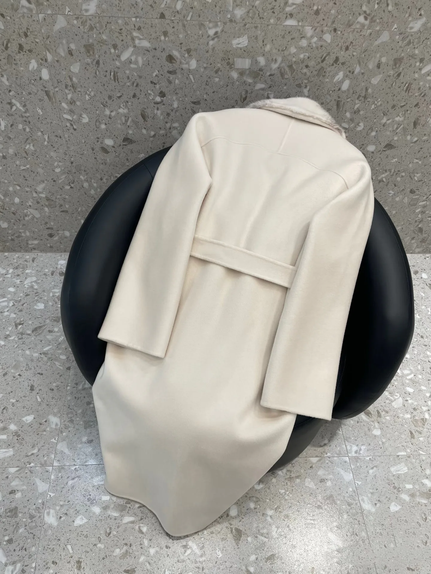 Пальто Женские Loro Piana 18769574