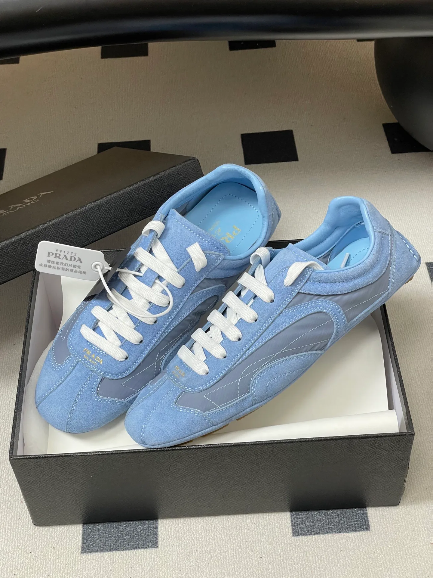 Кроссовки Женские Prada 9700339