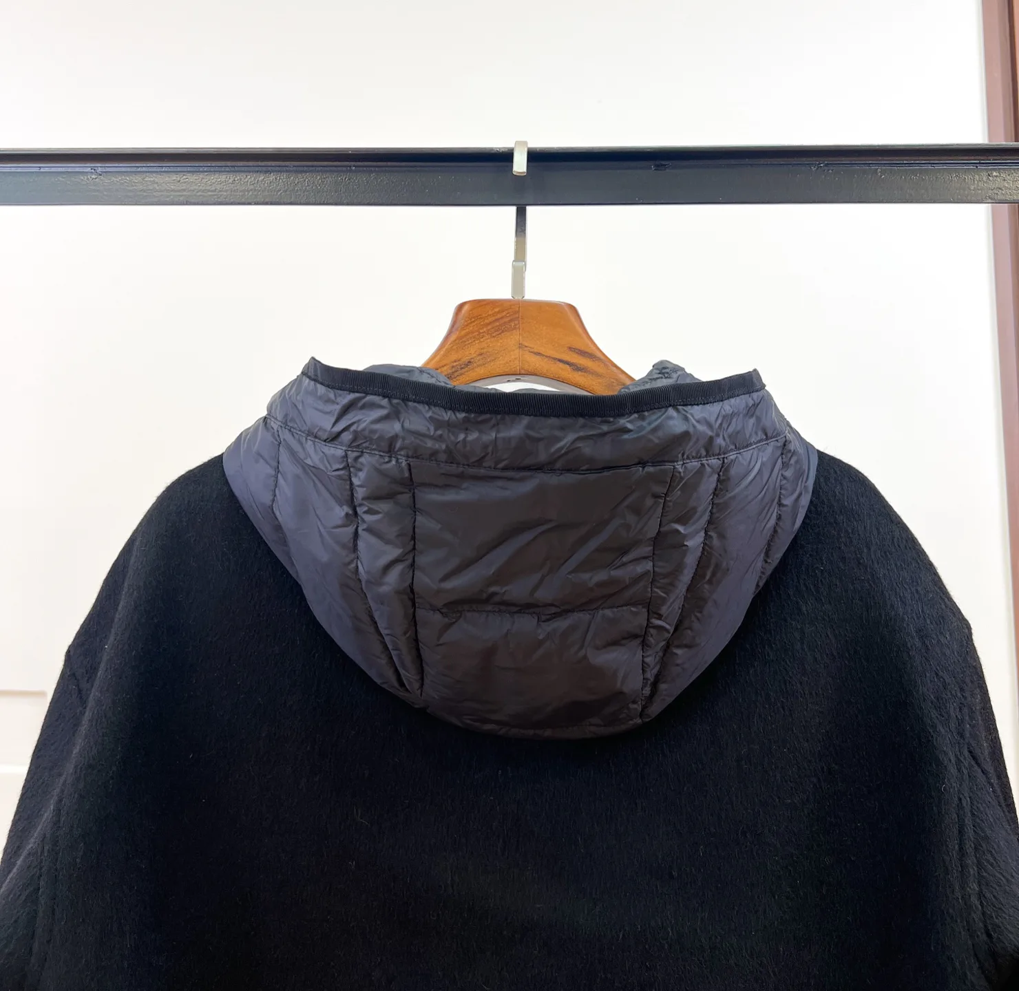 Куртки И Пуховики Женские Prada 18228726