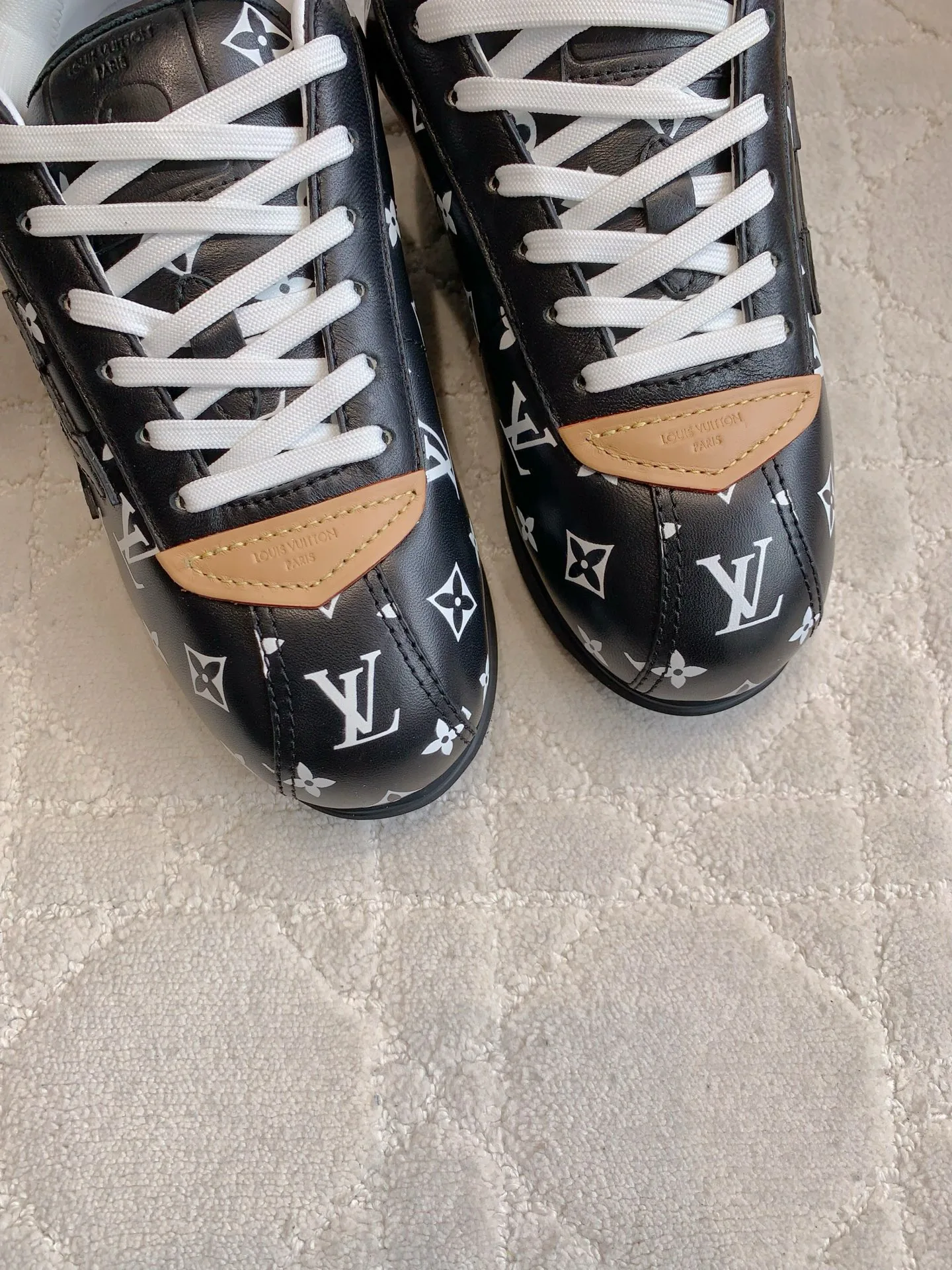 Кроссовки Женские Louis Vuitton 177566