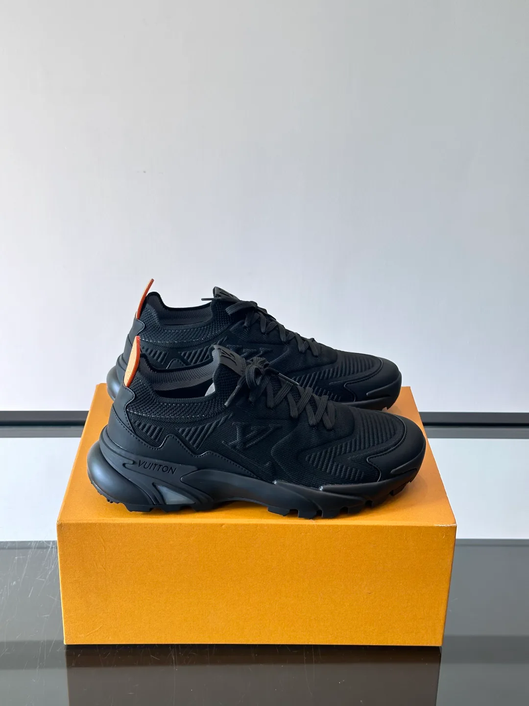 Кроссовки Женские Louis Vuitton 105788