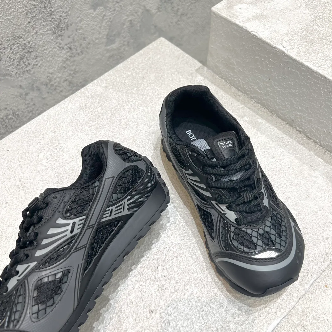 Кроссовки Женские Bottega Veneta 11565954