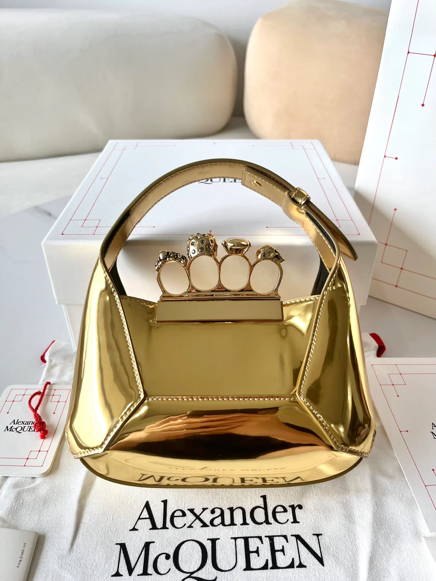 Классические Сумки Женские Alexander Mcqueen 11472510