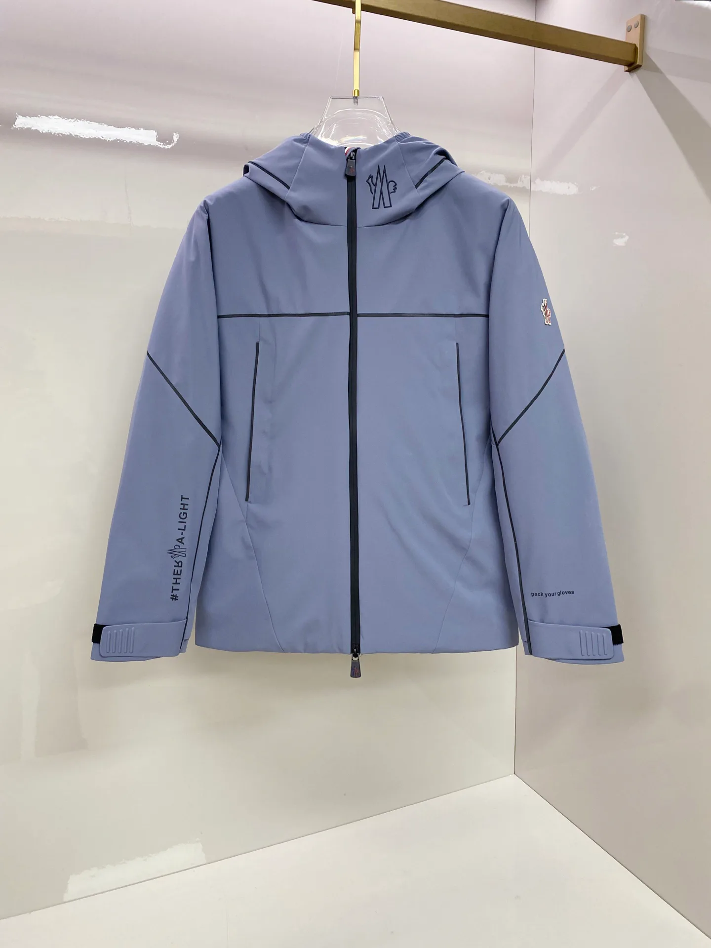 Куртки И Пуховики Мужские Moncler 1129737