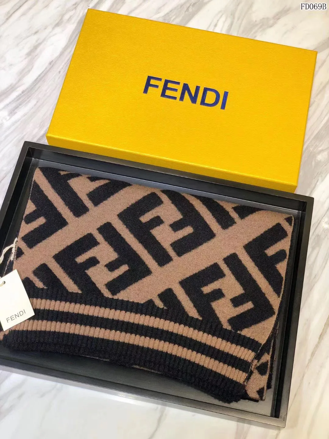 Шарфы Fendi 15304