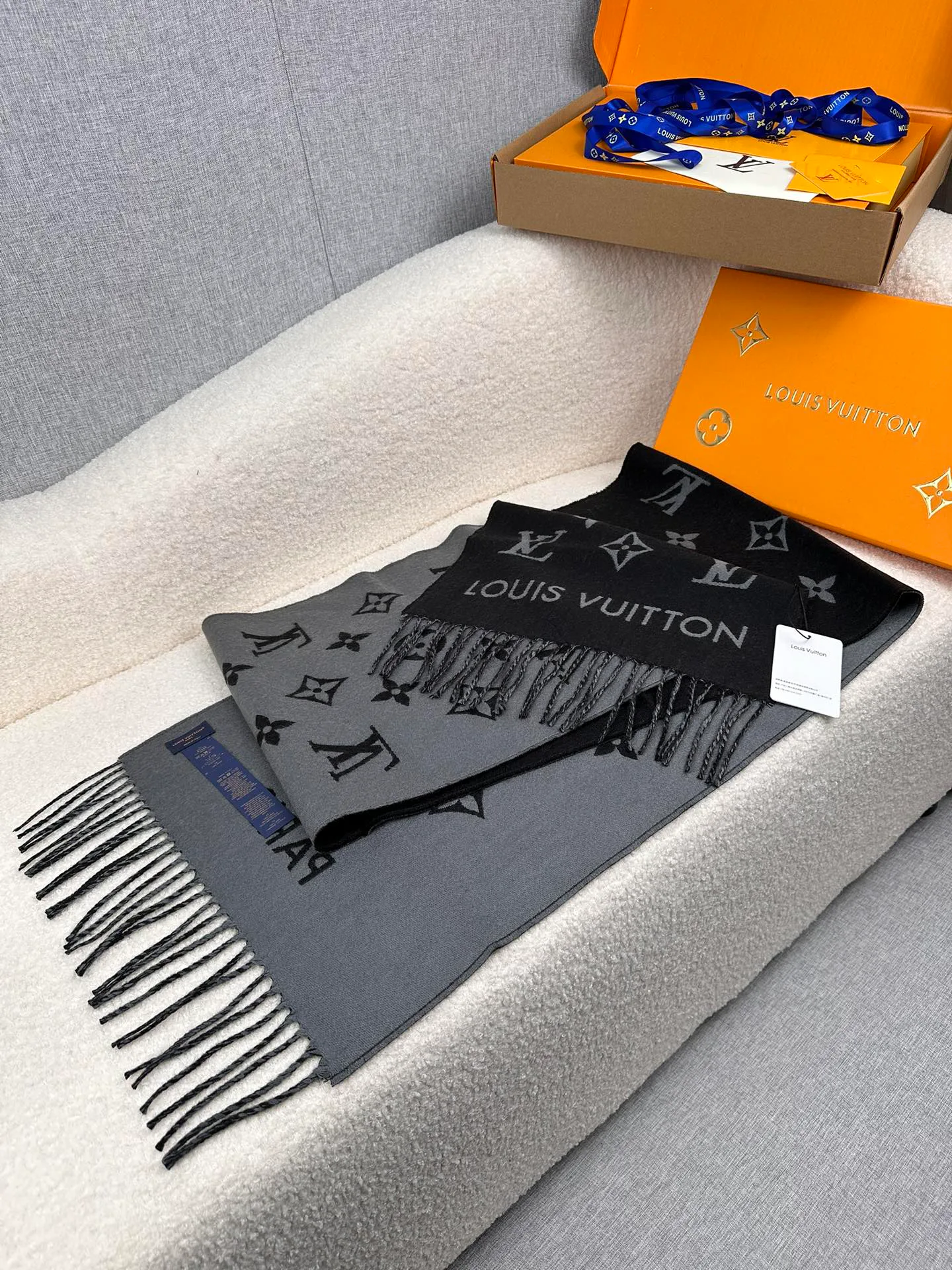 Шарфы Louis Vuitton 1176288