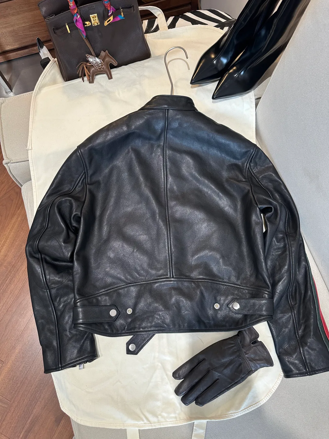Кожаные Куртки И Дублёнки Женские Gucci 19613398