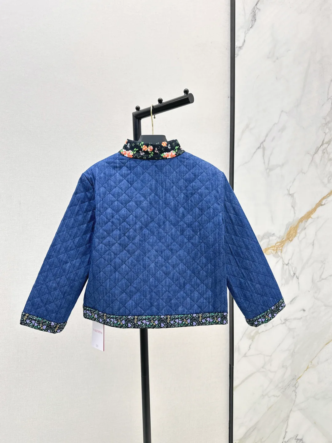 Куртки И Пуховики Женские Valentino 63575