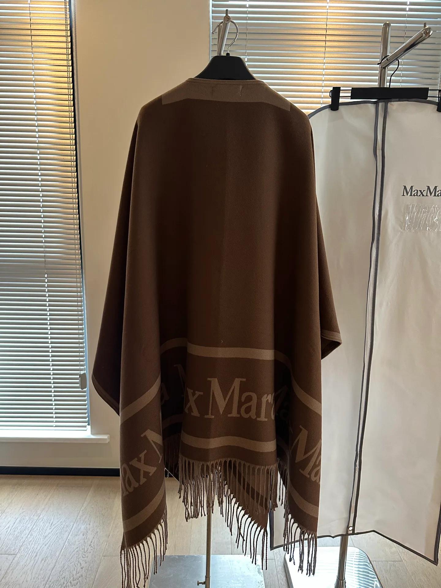 Пальто Женские Max Mara 17998688