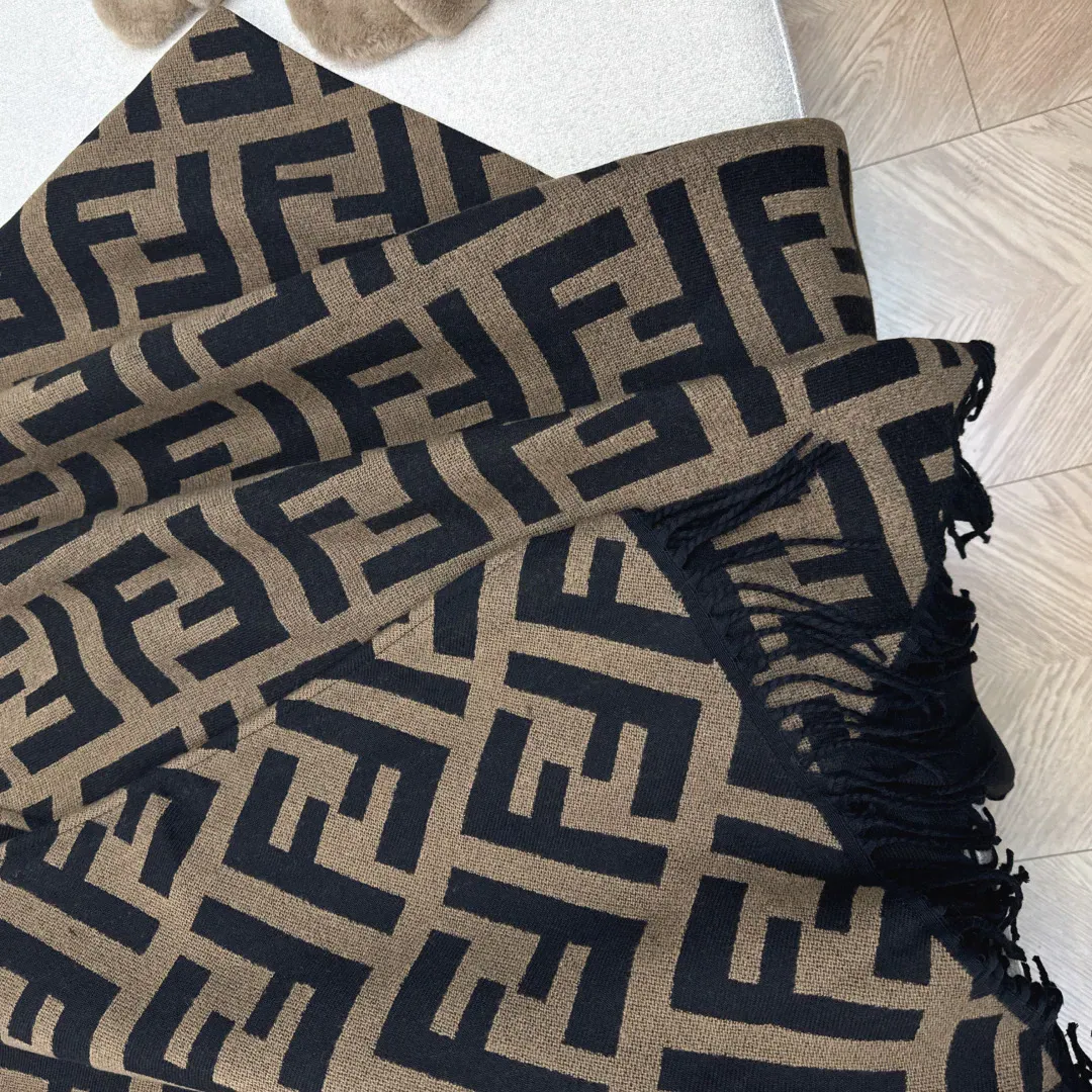 Шарфы Fendi 506543