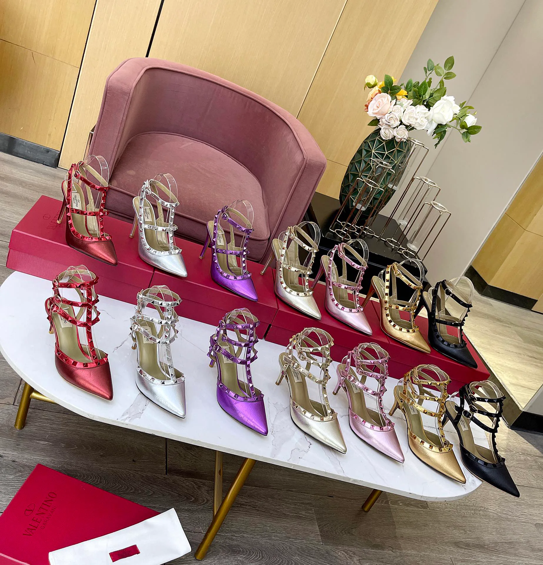 Босоножки Женские Valentino 17956825