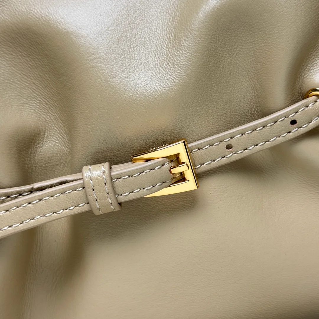 Классические Сумки Женские Prada 11565722
