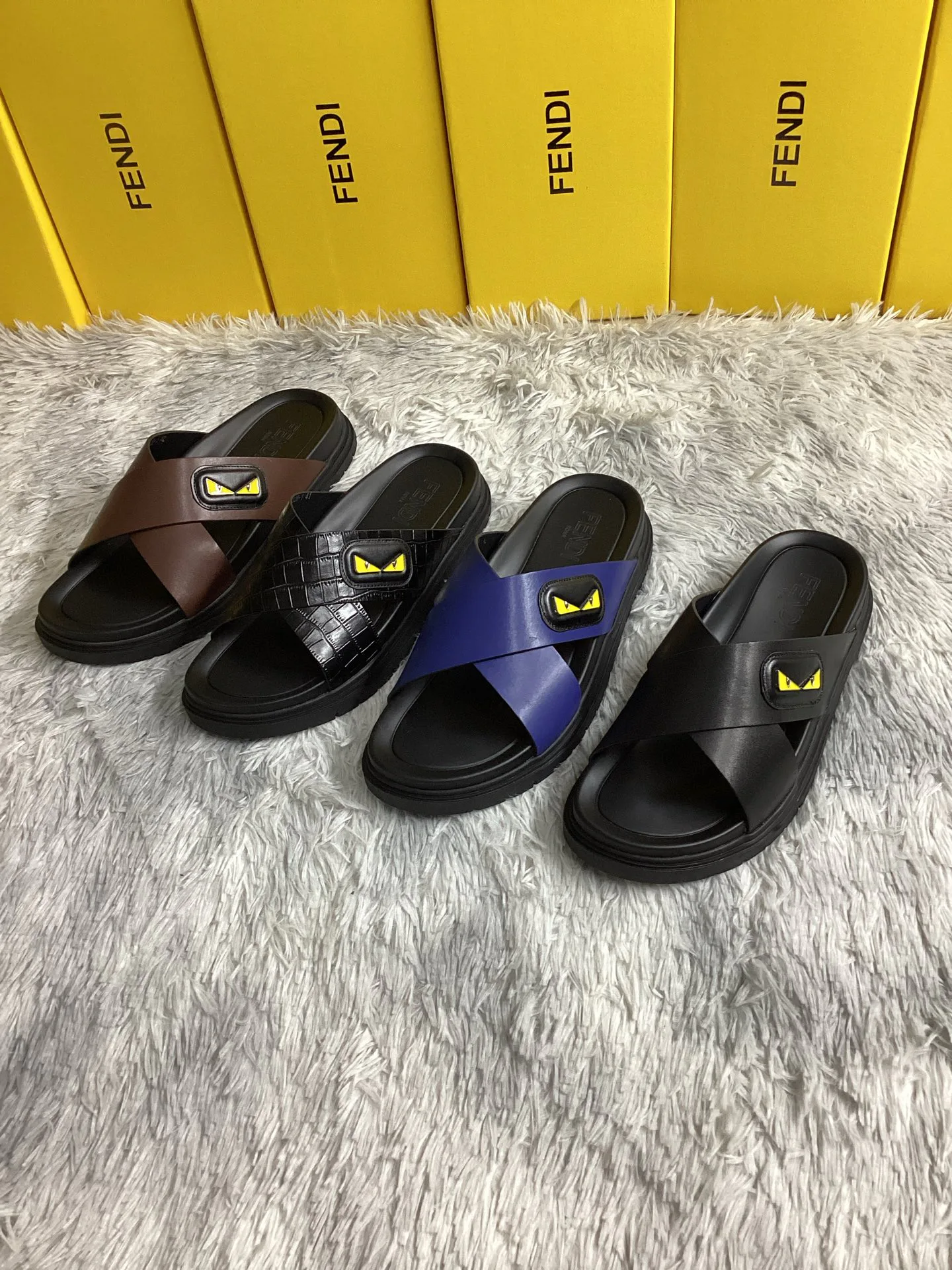 Шлепанцы Мужские Fendi 13353283