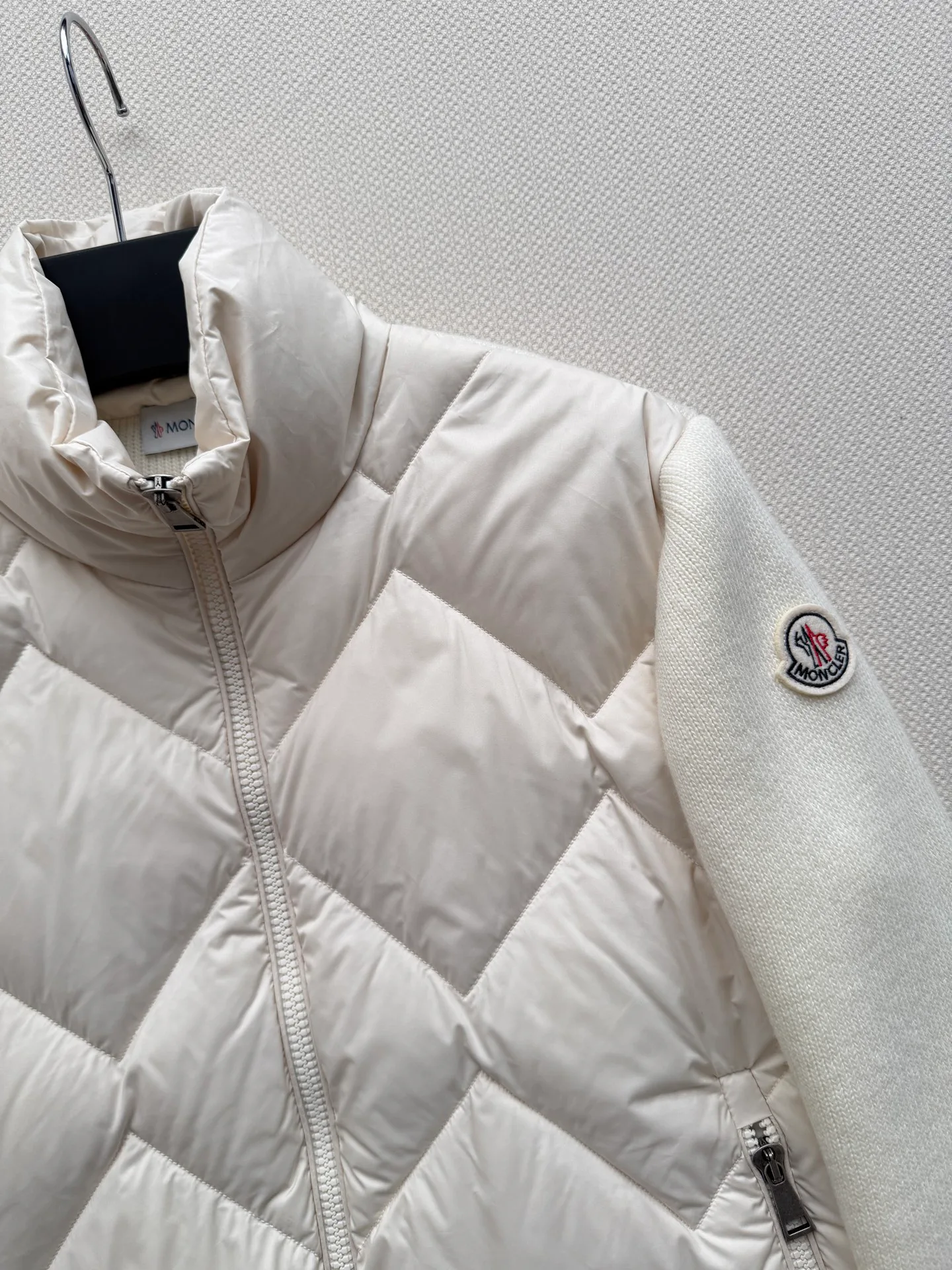 Куртки И Пуховики Женские Moncler 18769818