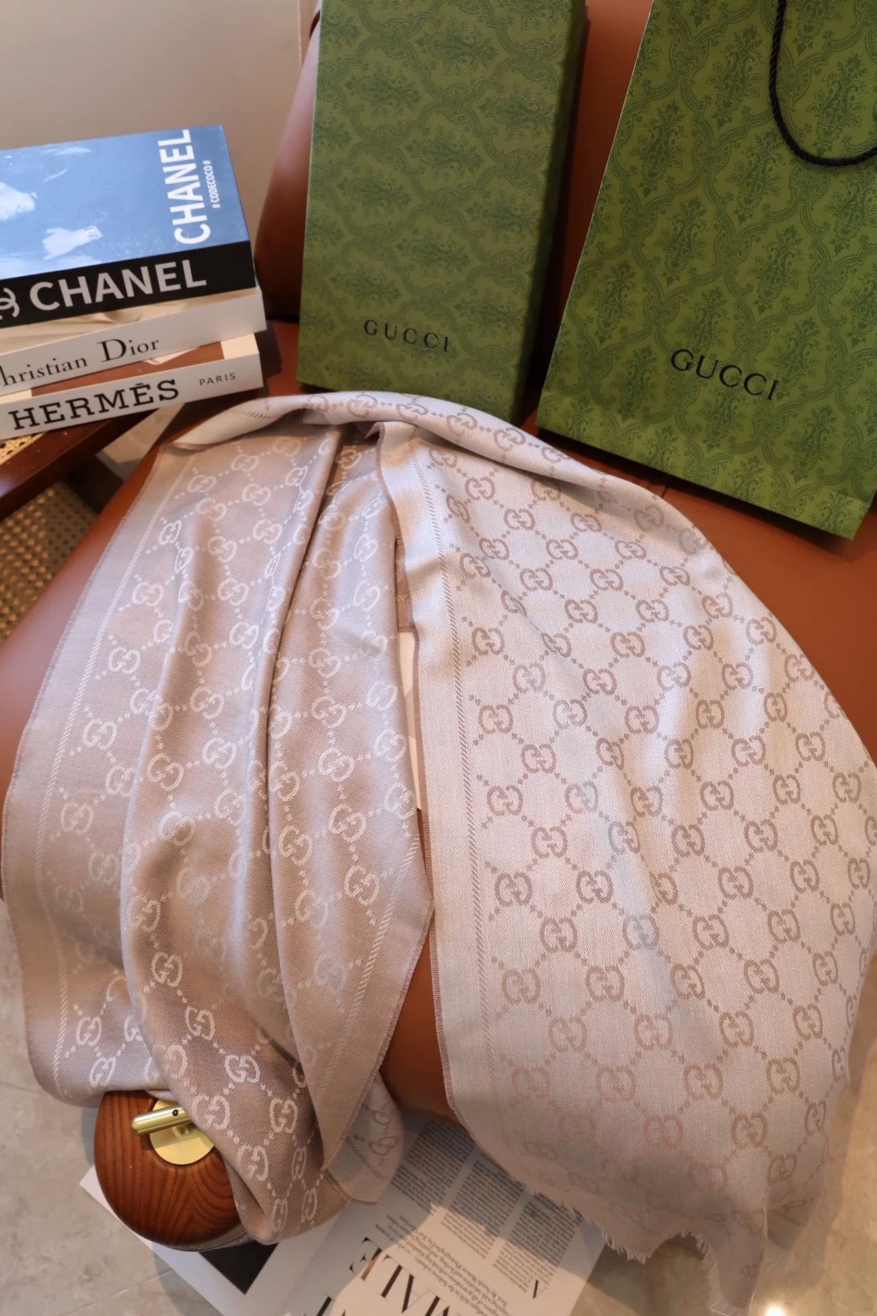 Шарфы Gucci 1644