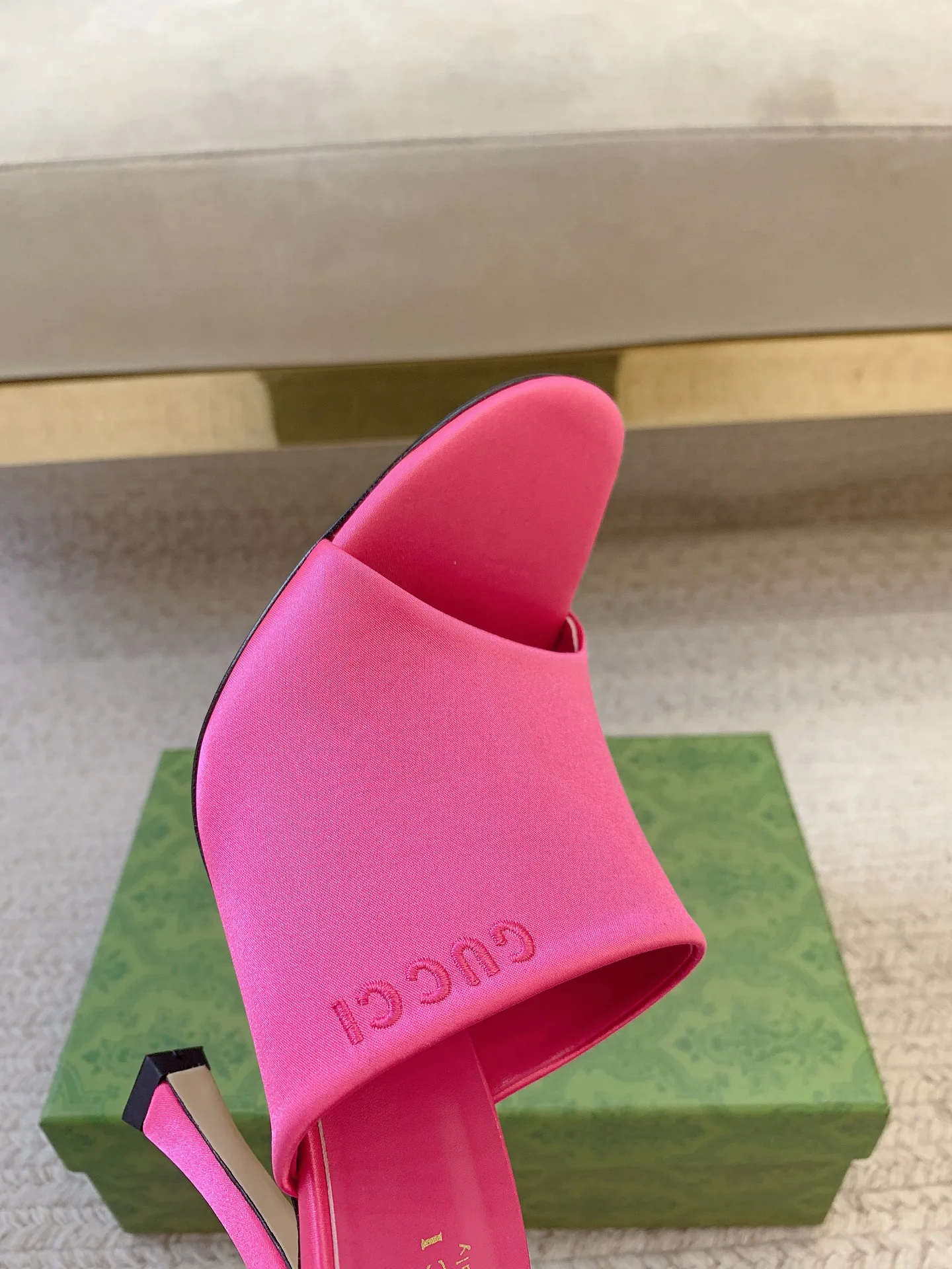 Босоножки Женские Gucci 950754