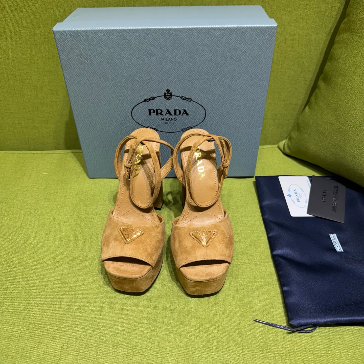 Босоножки Женские Prada 19237312