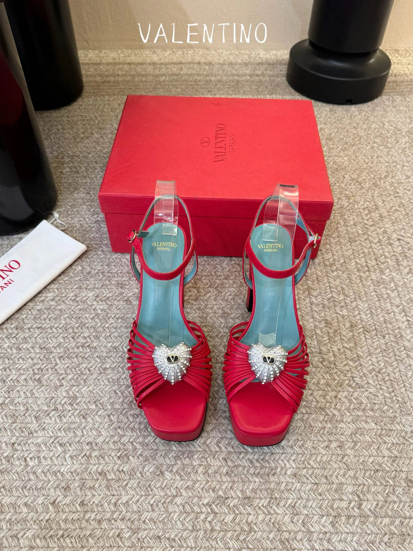Босоножки Женские Valentino 17396951