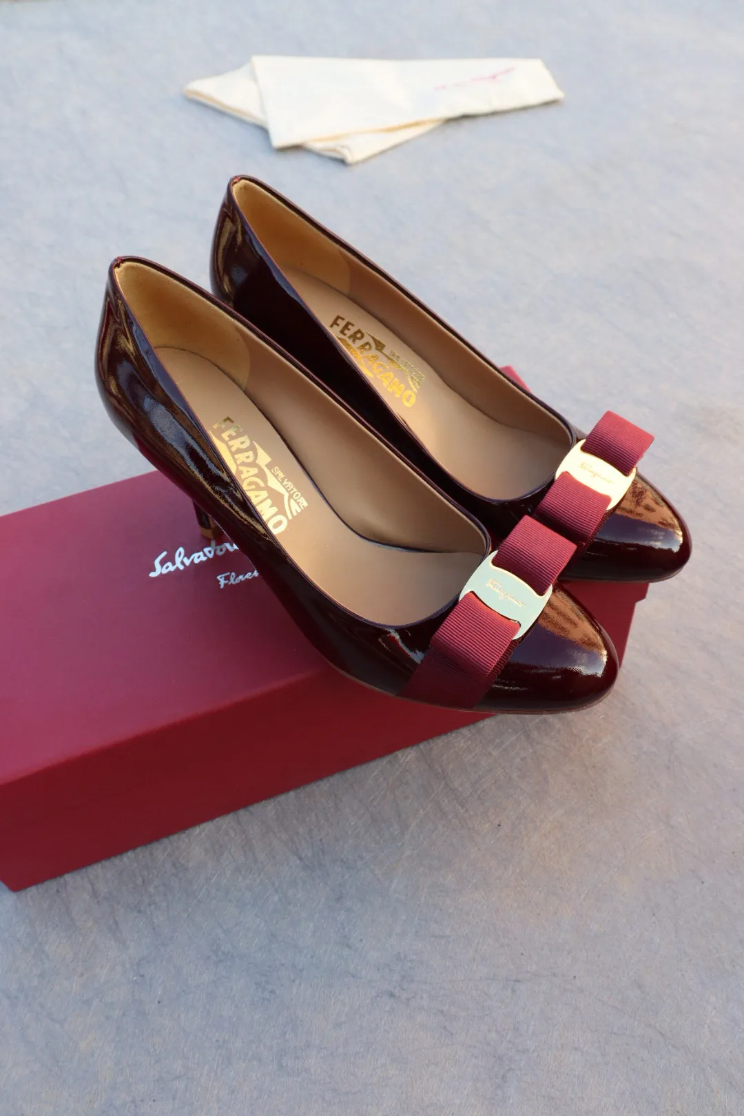 Туфли Женские Salvatore Ferragamo 888971