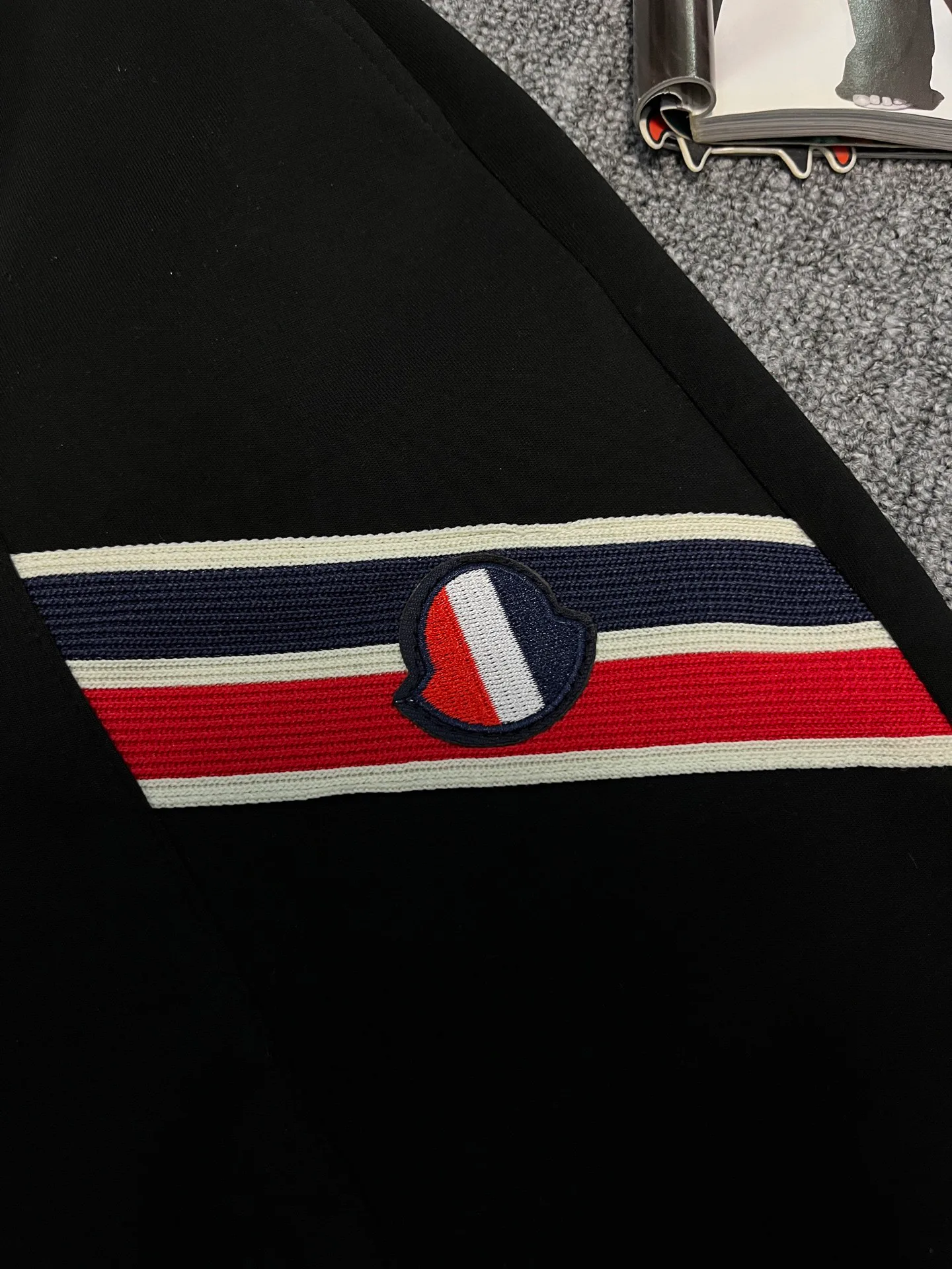 Шорты Мужские Moncler 12640999
