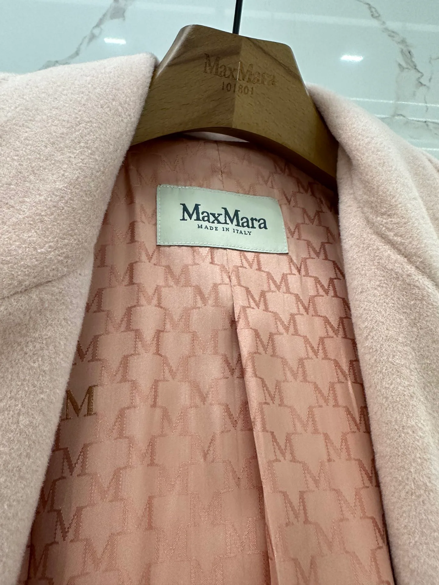 Пальто Женские Louis Vuitton 870326