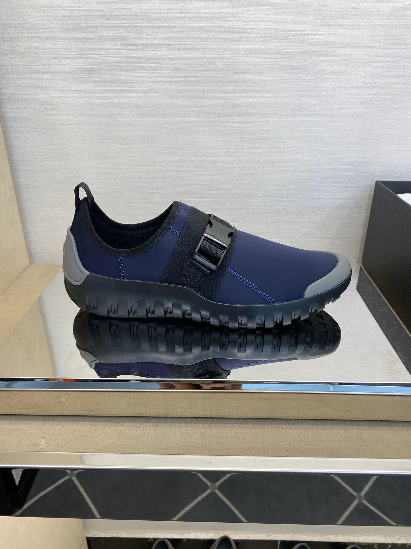 Кроссовки Мужские Prada 20139875