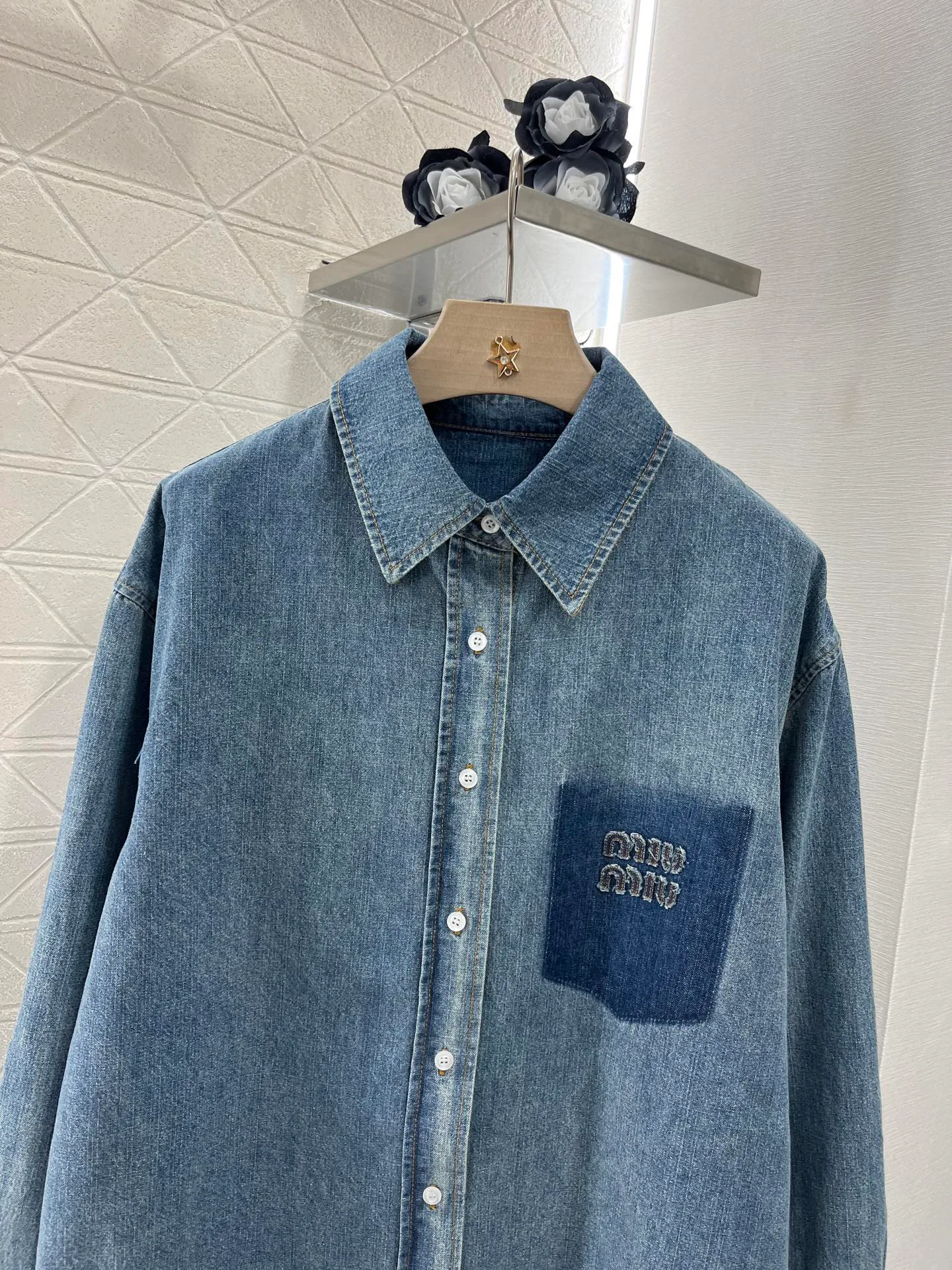 Джинсы Женские Miu Miu 33200