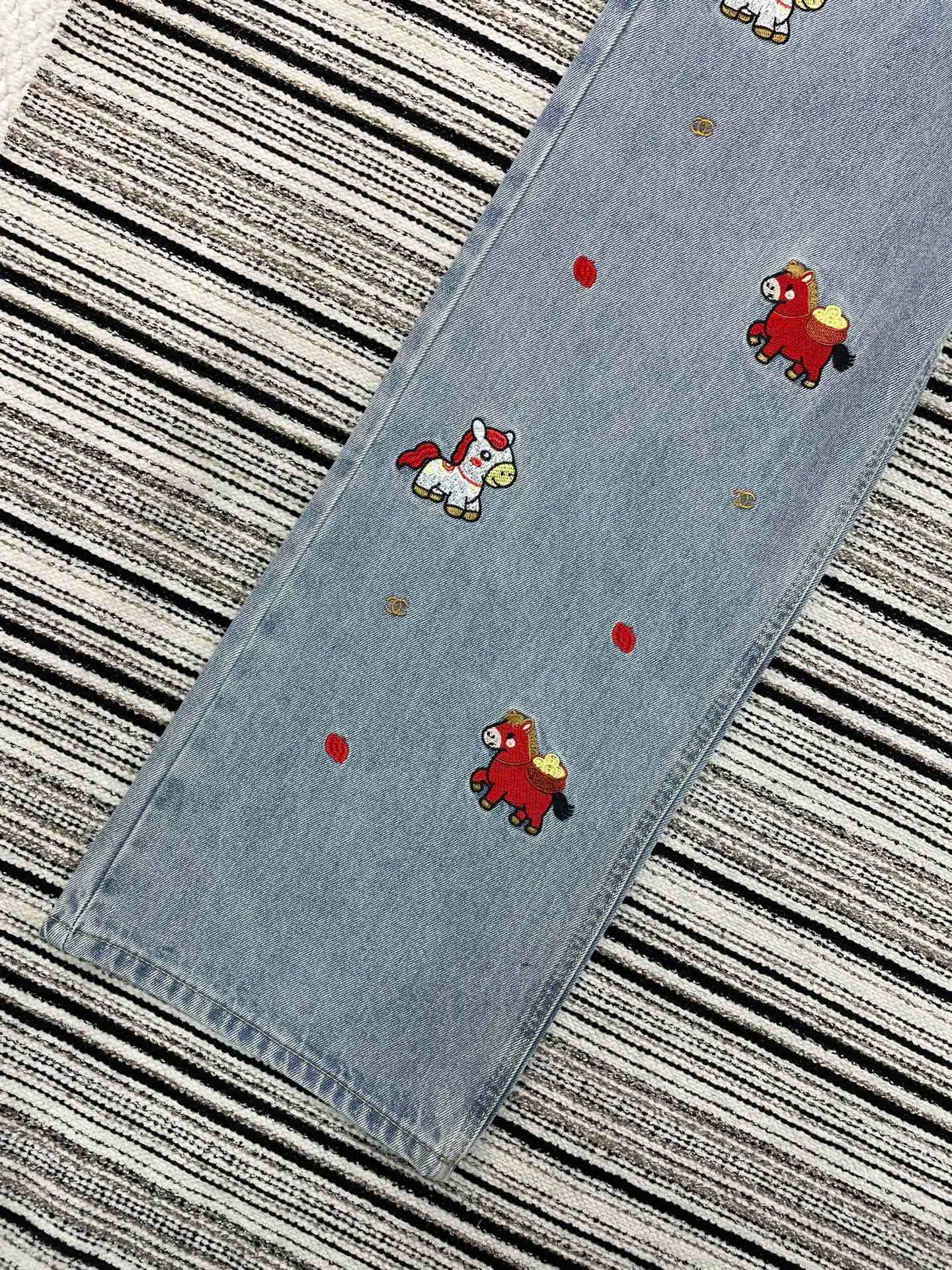 Джинсы Женские Chanel 5088181