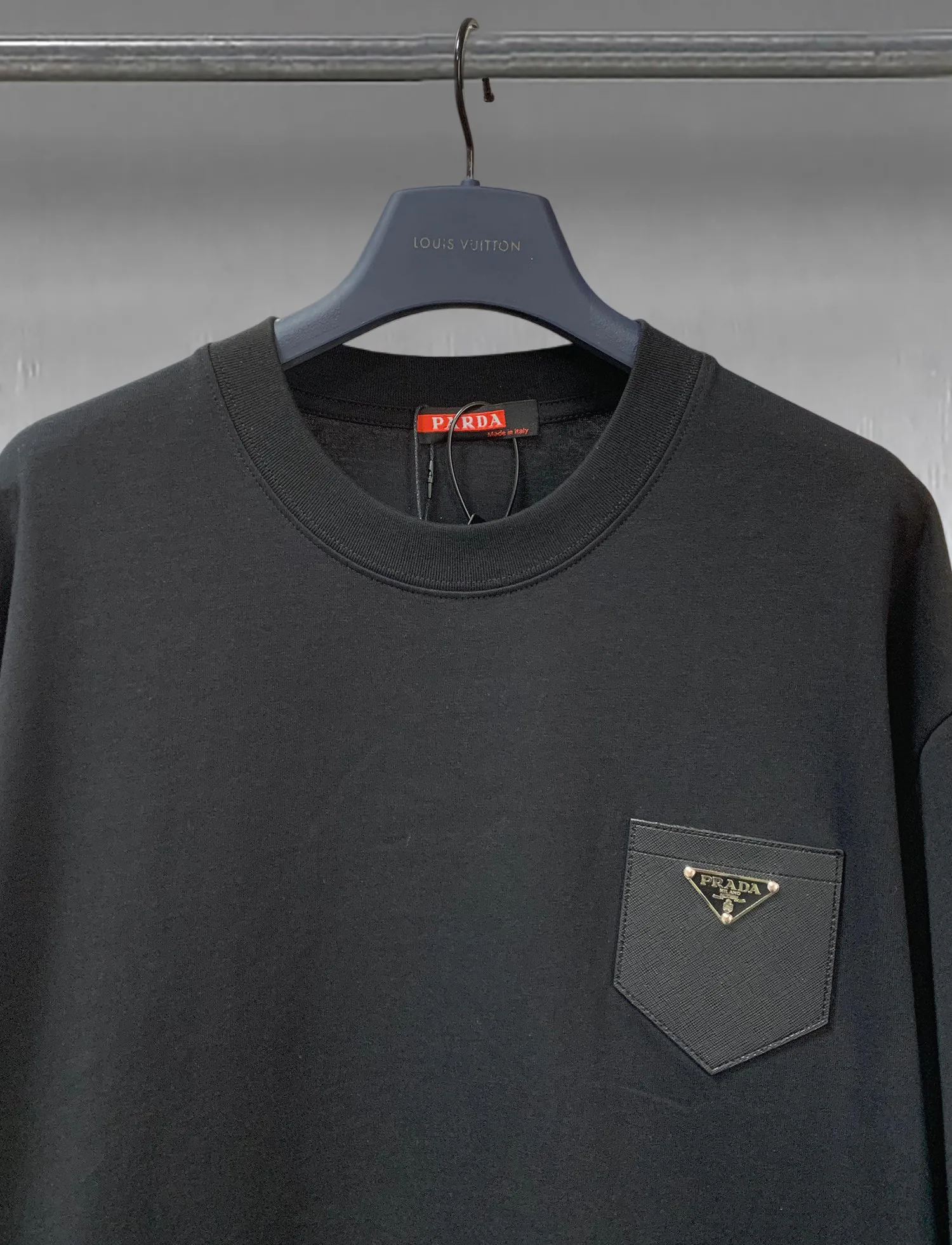 Футболки Женские Prada 10394905