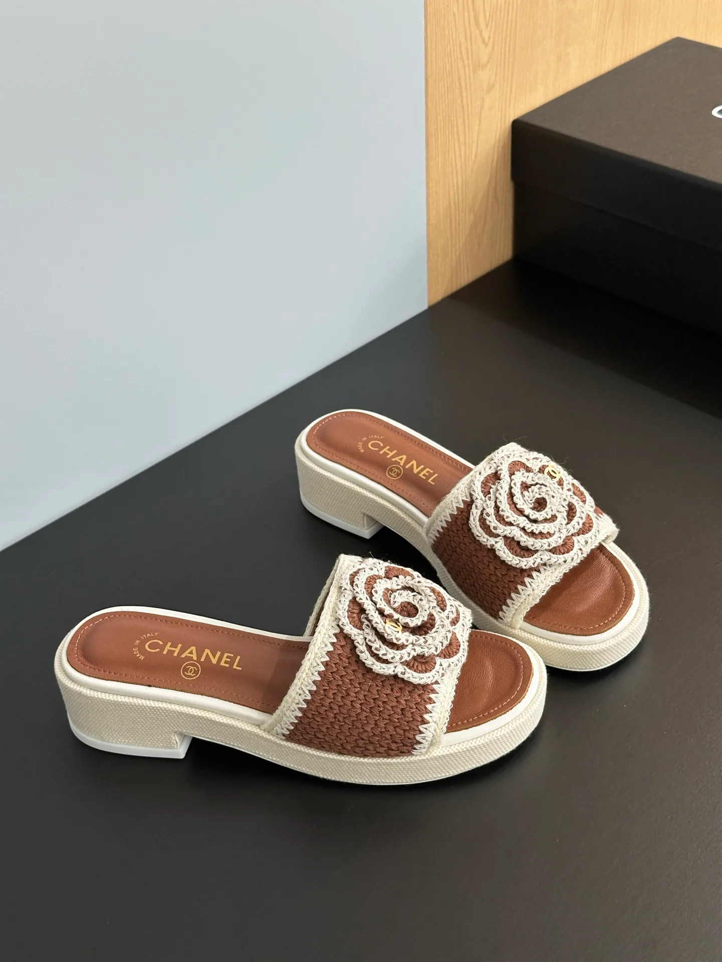 Шлепанцы Женские Chanel 492059