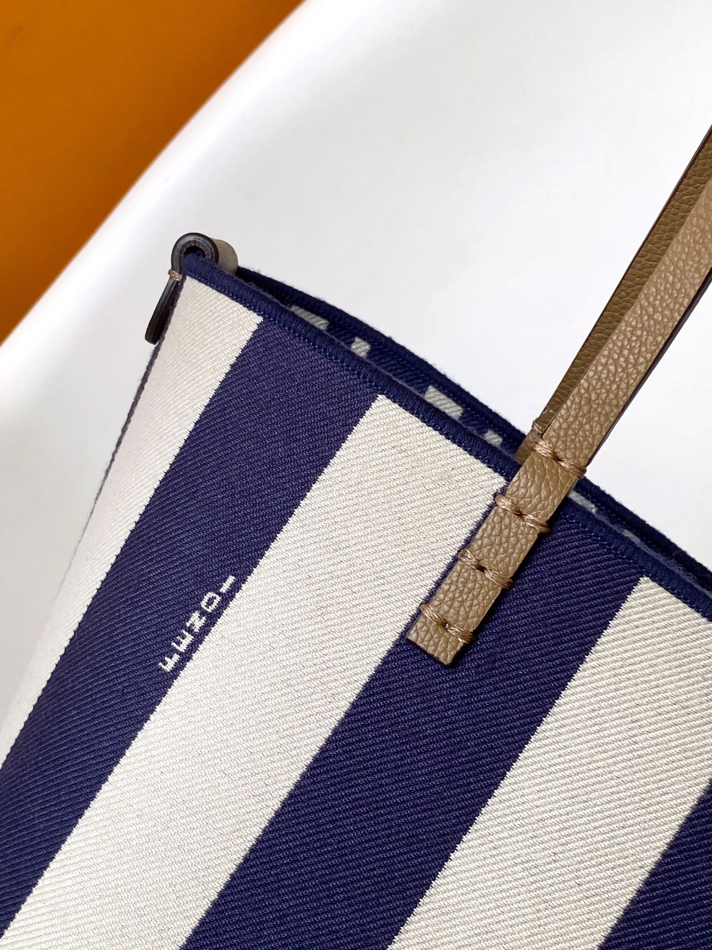 Сумки На Ремне Женские Fendi 293043