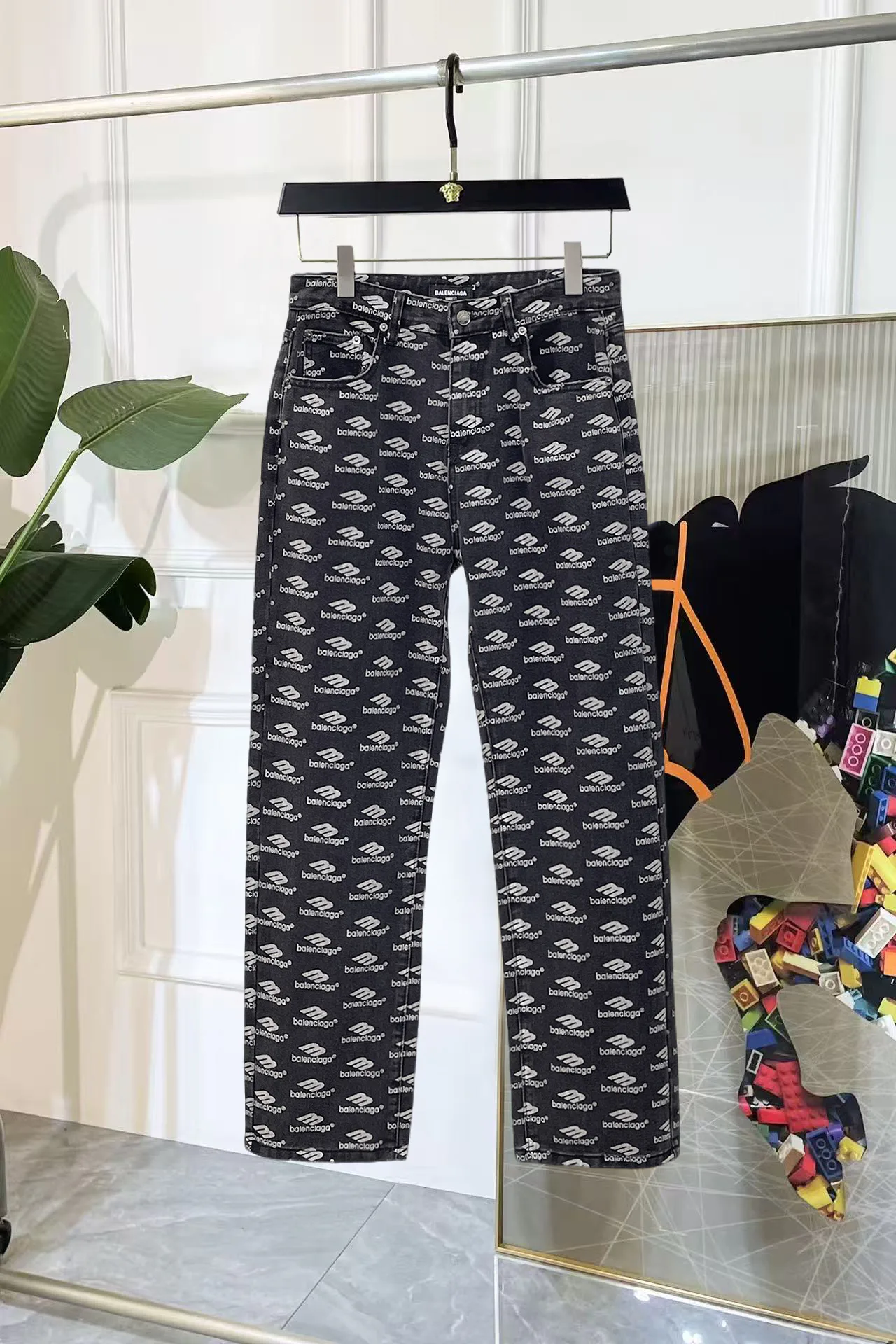 Джинсы Мужские Balenciaga 12816470