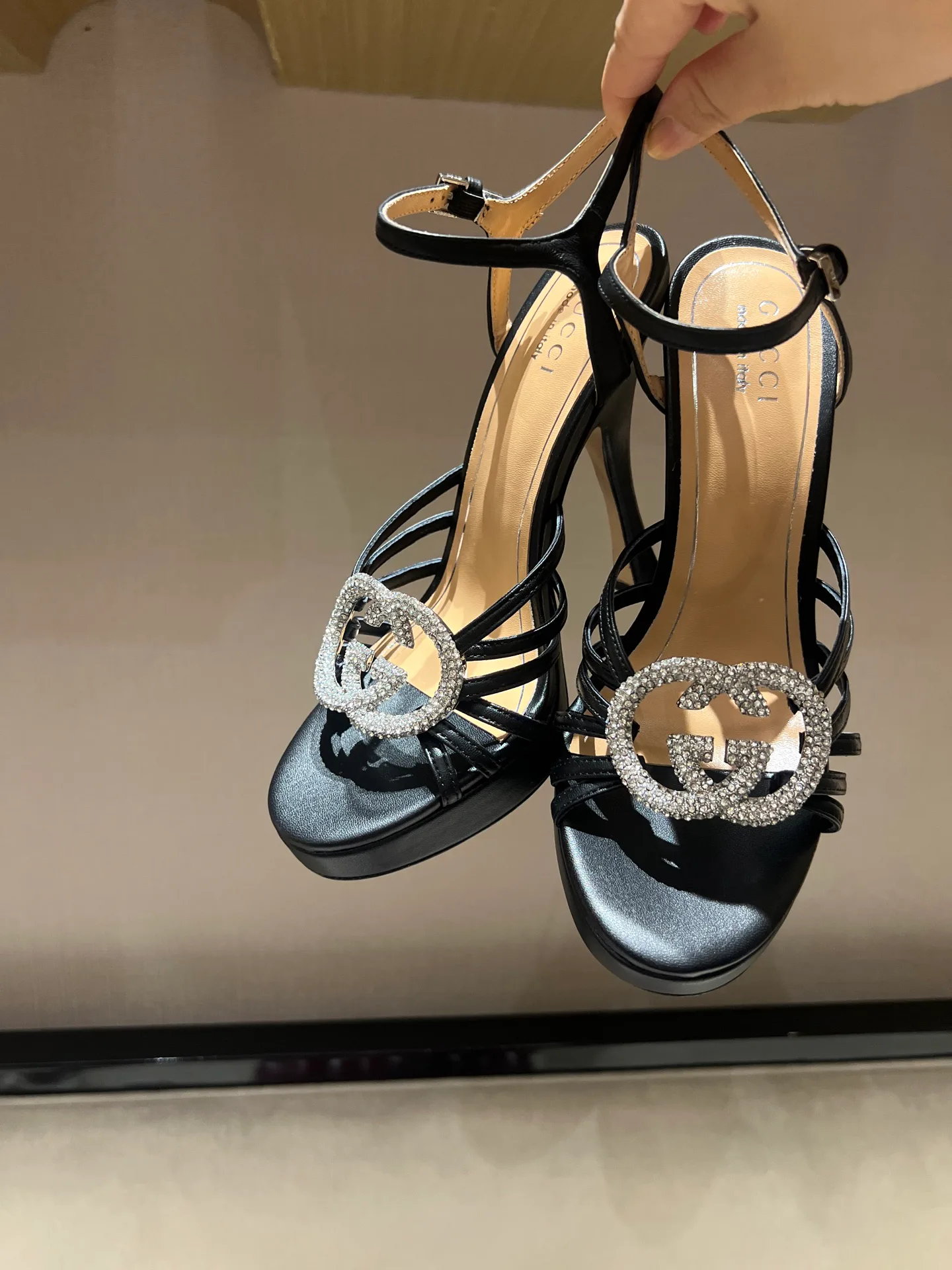 Босоножки Женские Gucci 11454602
