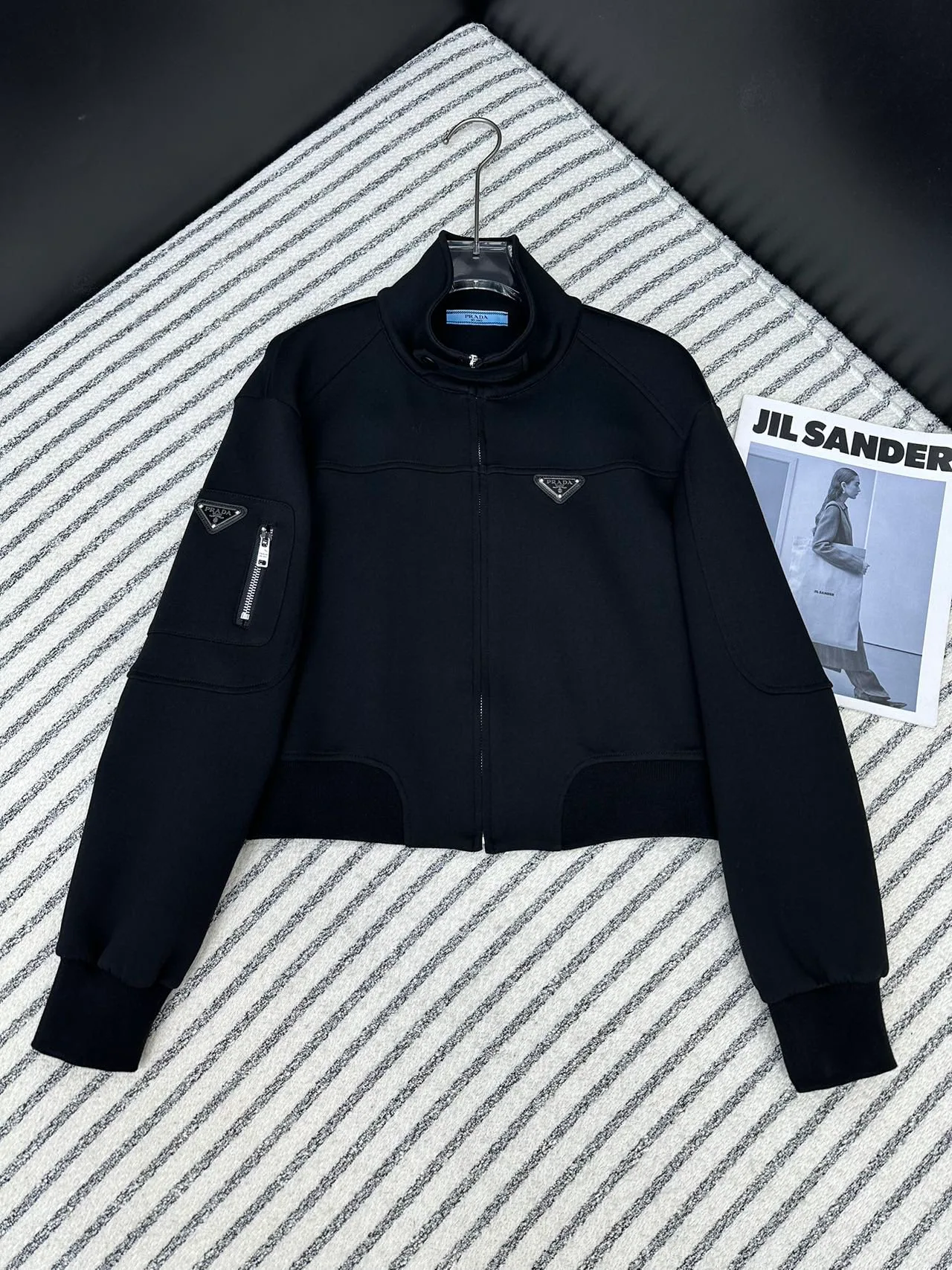 Куртки Женские Prada Куртки Женские Prada