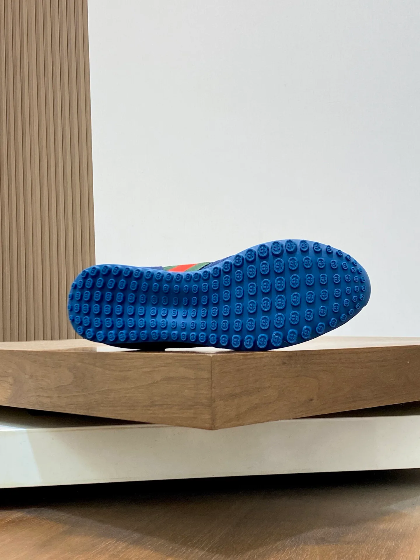 Кроссовки Мужские Gucci 13182413