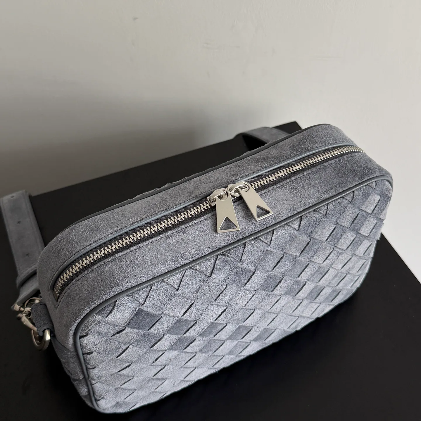 Сумки На Ремне Женские Bottega Veneta 16939959