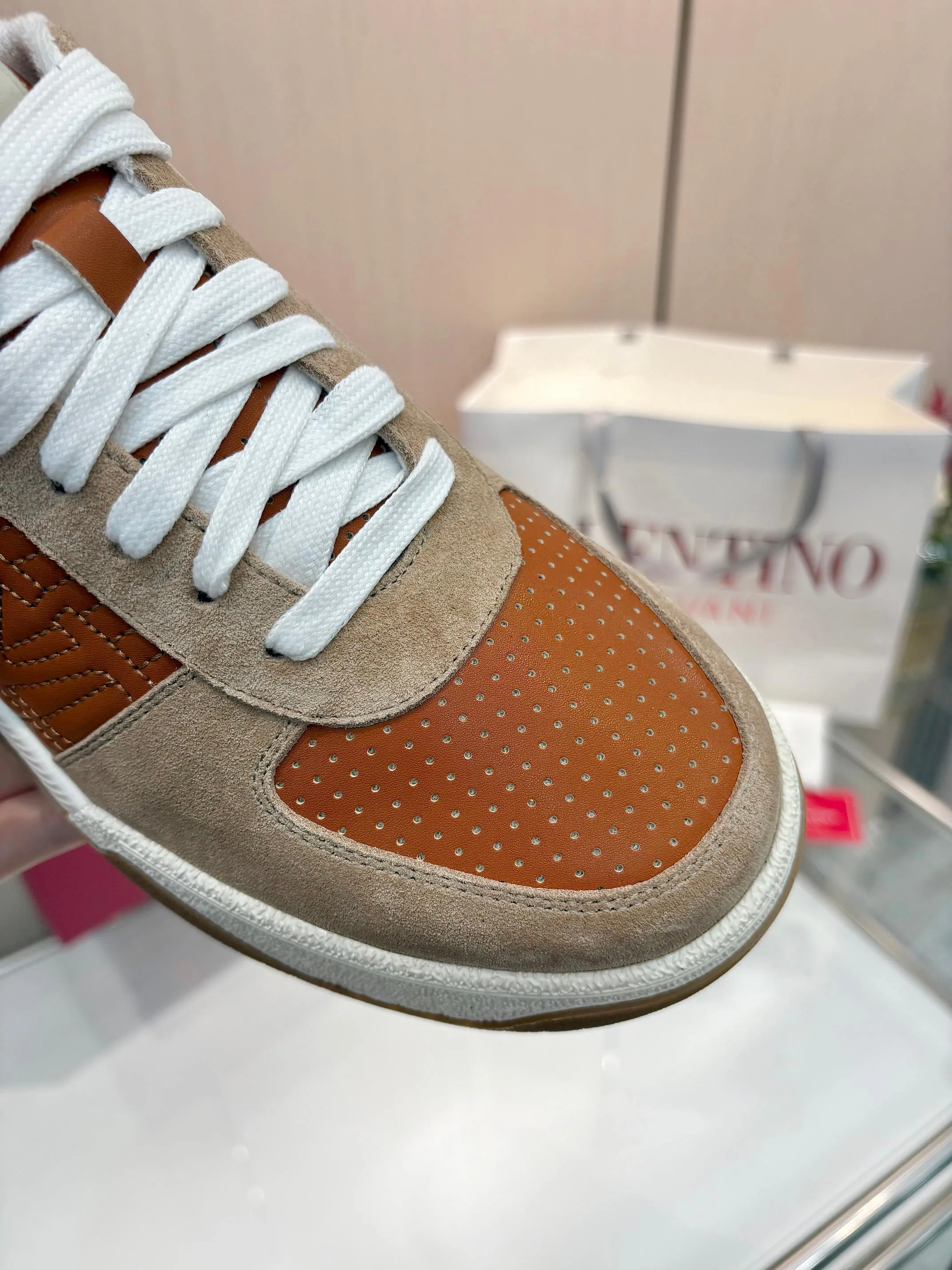 Кроссовки Женские Valentino 280593