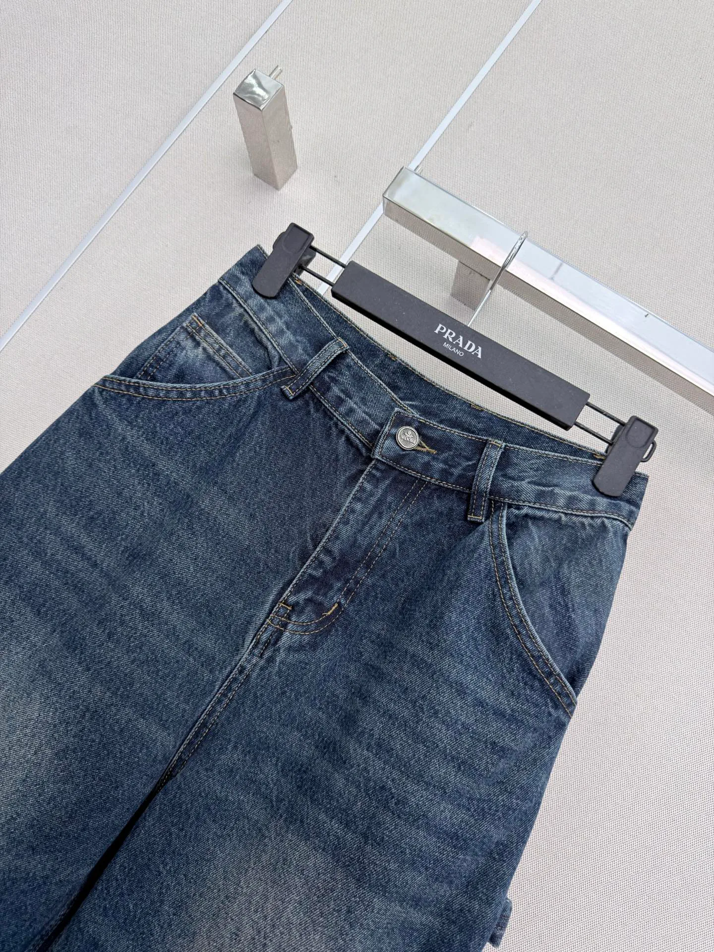 Джинсы Женские Prada 19810644