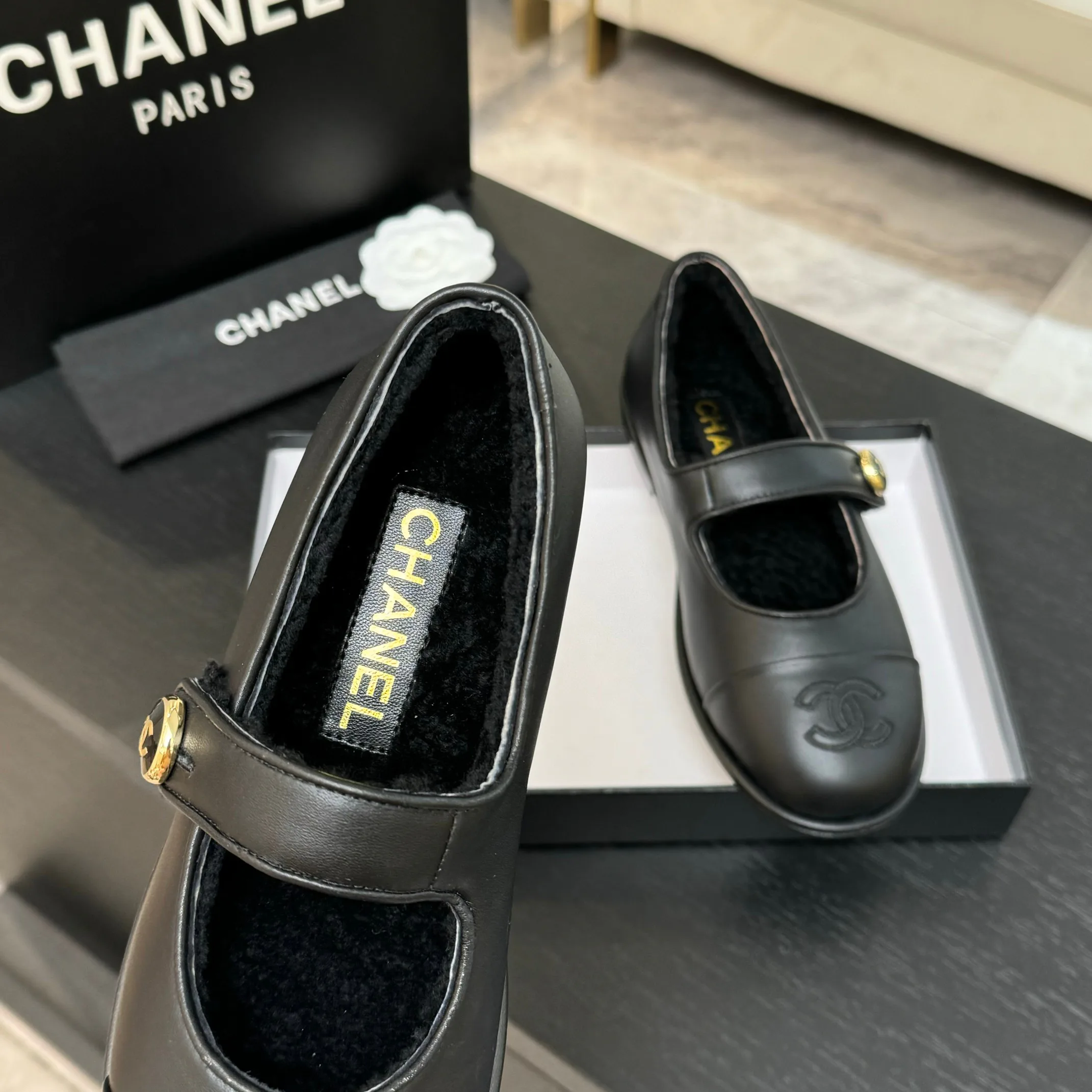 Туфли Женские Chanel 18216493