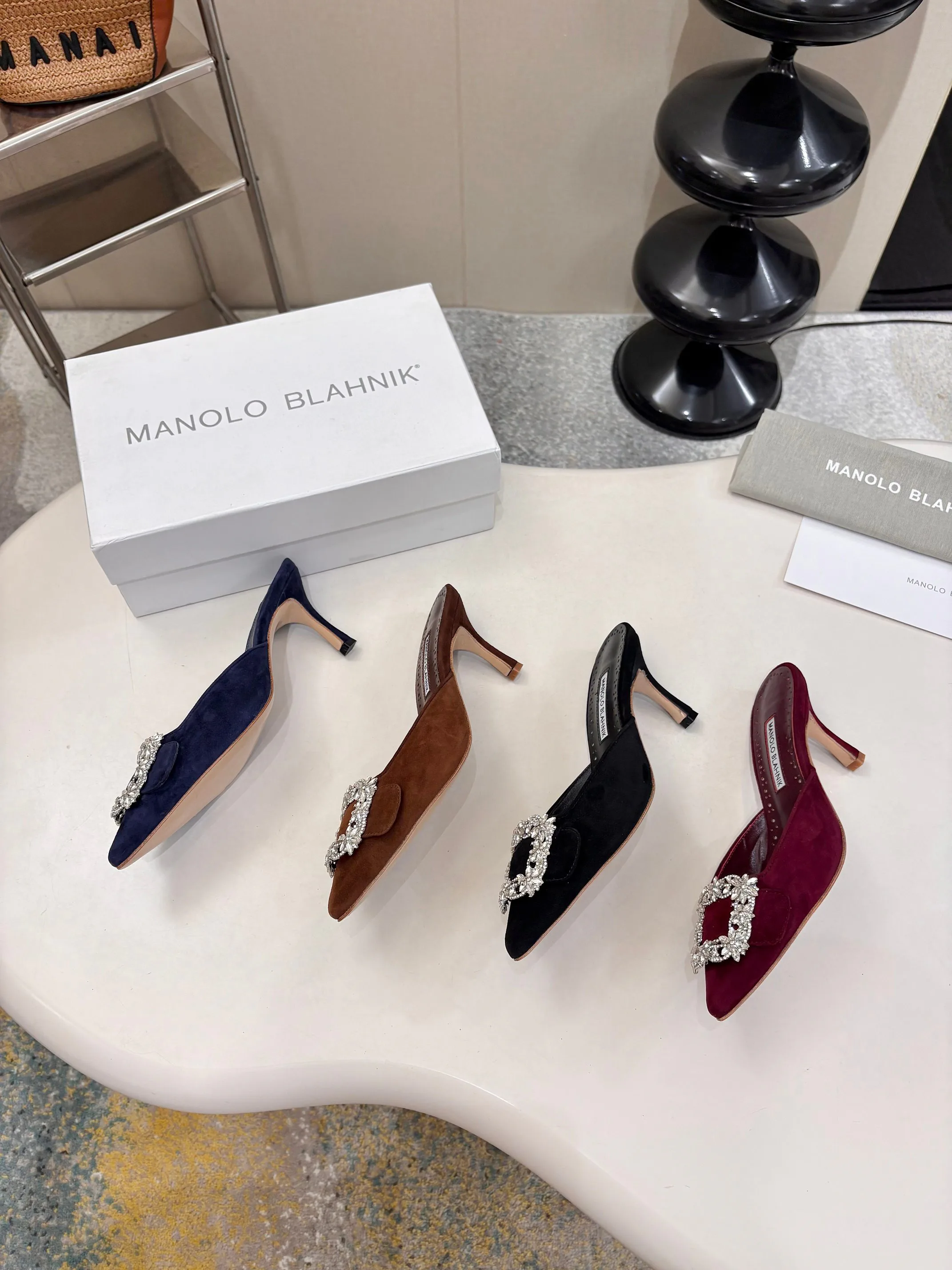 Туфли Женские Manolo Blahnik 17100599