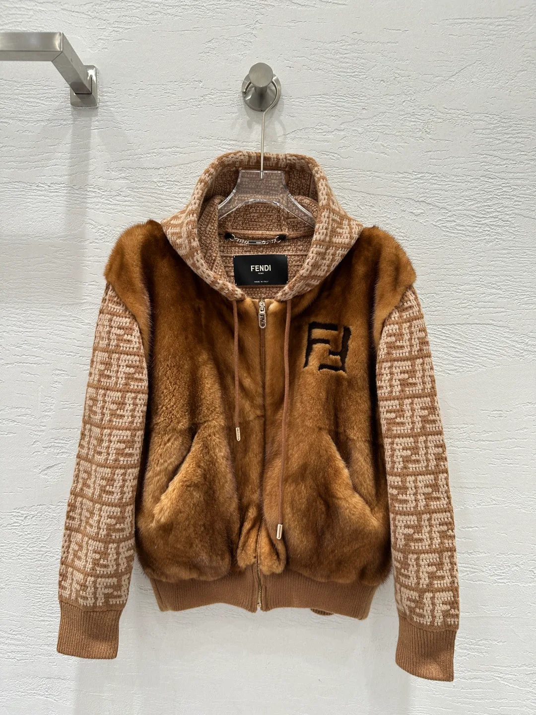 Шубы Женские Fendi 4771602