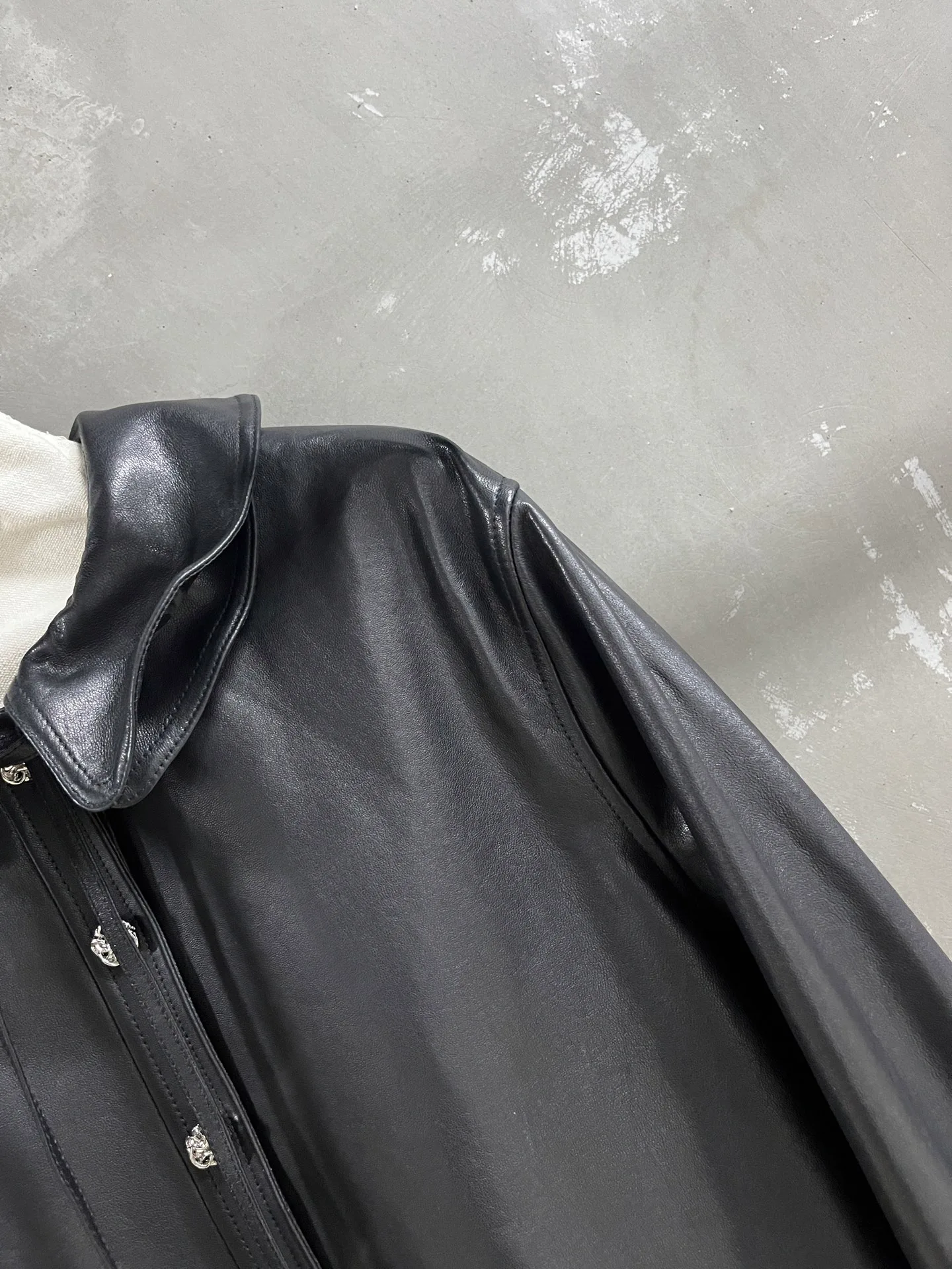 Кожаные Куртки И Дублёнки Женские Chanel 19524439