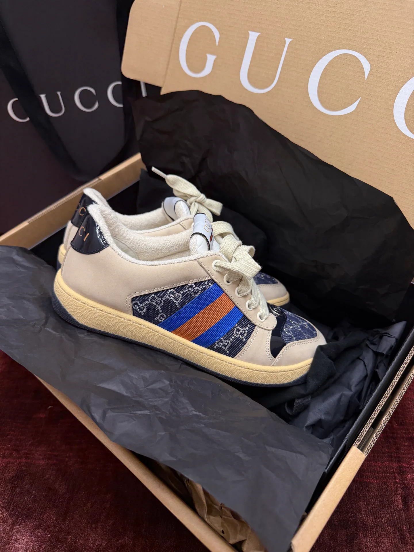Кроссовки Женские Gucci 18995186